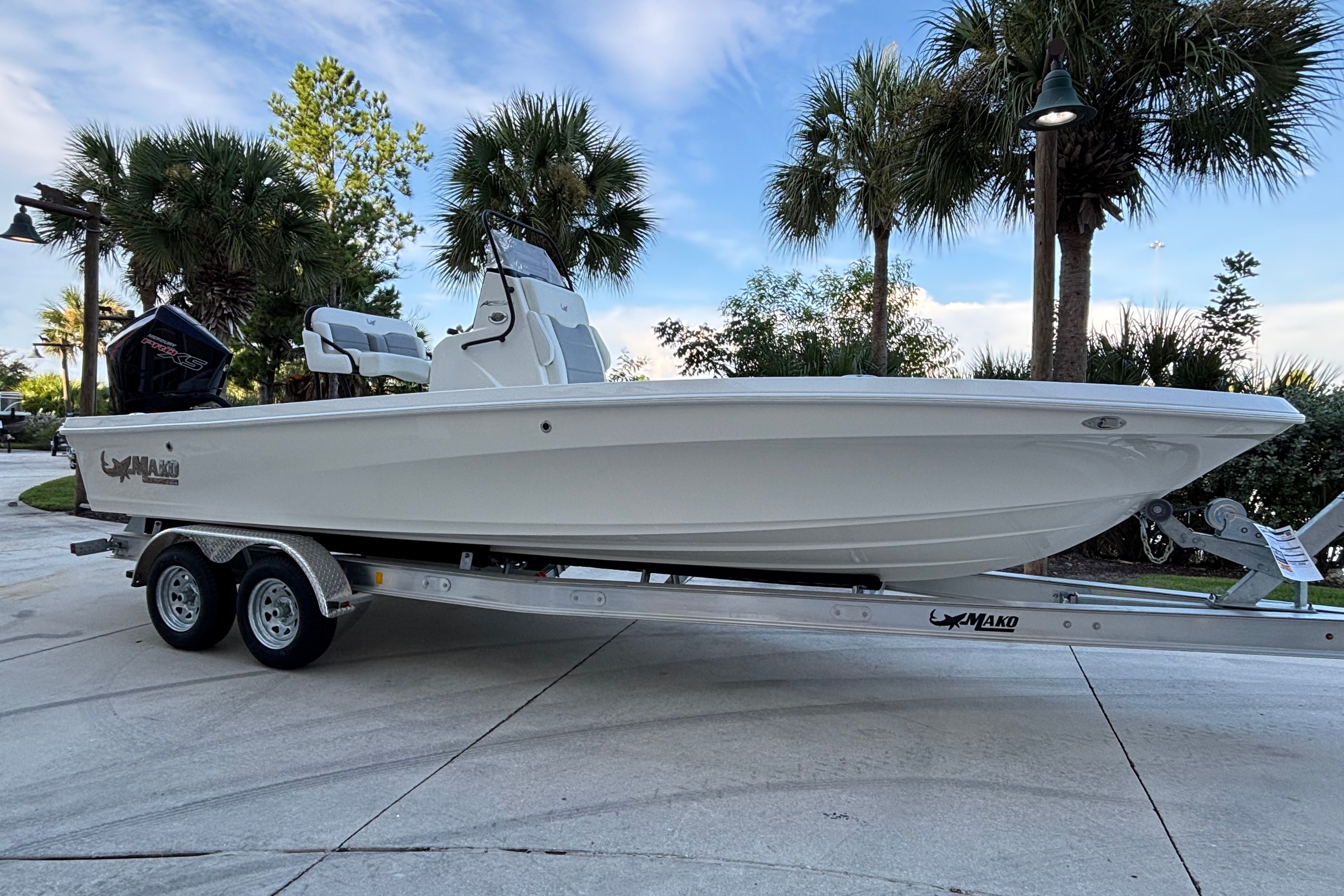  2026 MAKO 24 APEX - $93499.00 at Bass Pro Shops