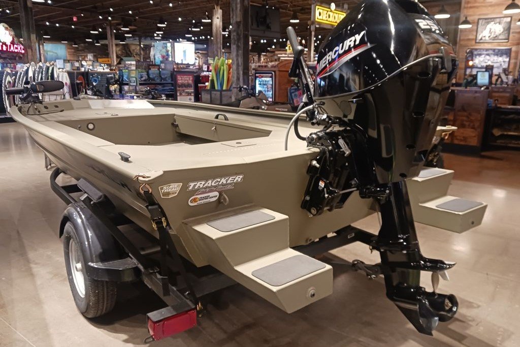 Image of 2026 TRACKER GRIZZLY 1654 T SPORTSMAN