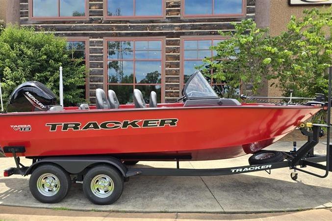 Image of 2026 TRACKER TARGA V-18 COMBO