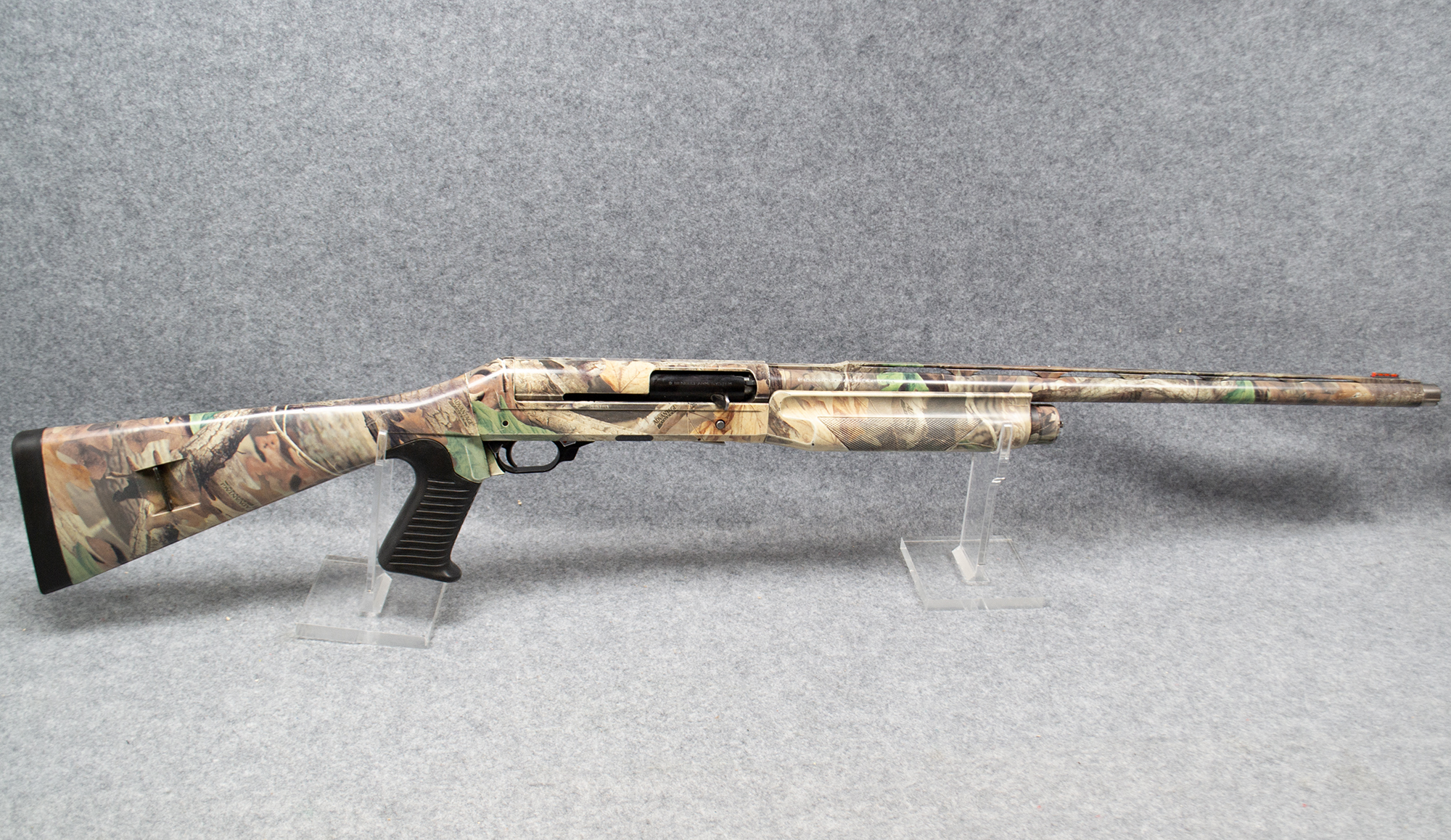 Benelli~Super Black Eagle~12 Gauge - Benelli