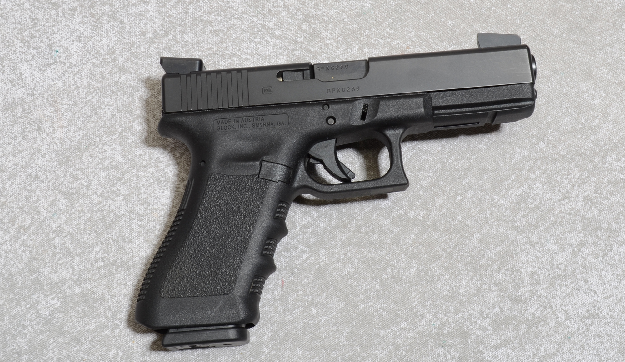 Image of "Glock 17 Pistol, 9x19 Caliber, 4.48"" Barrel, 1.5 lbs."