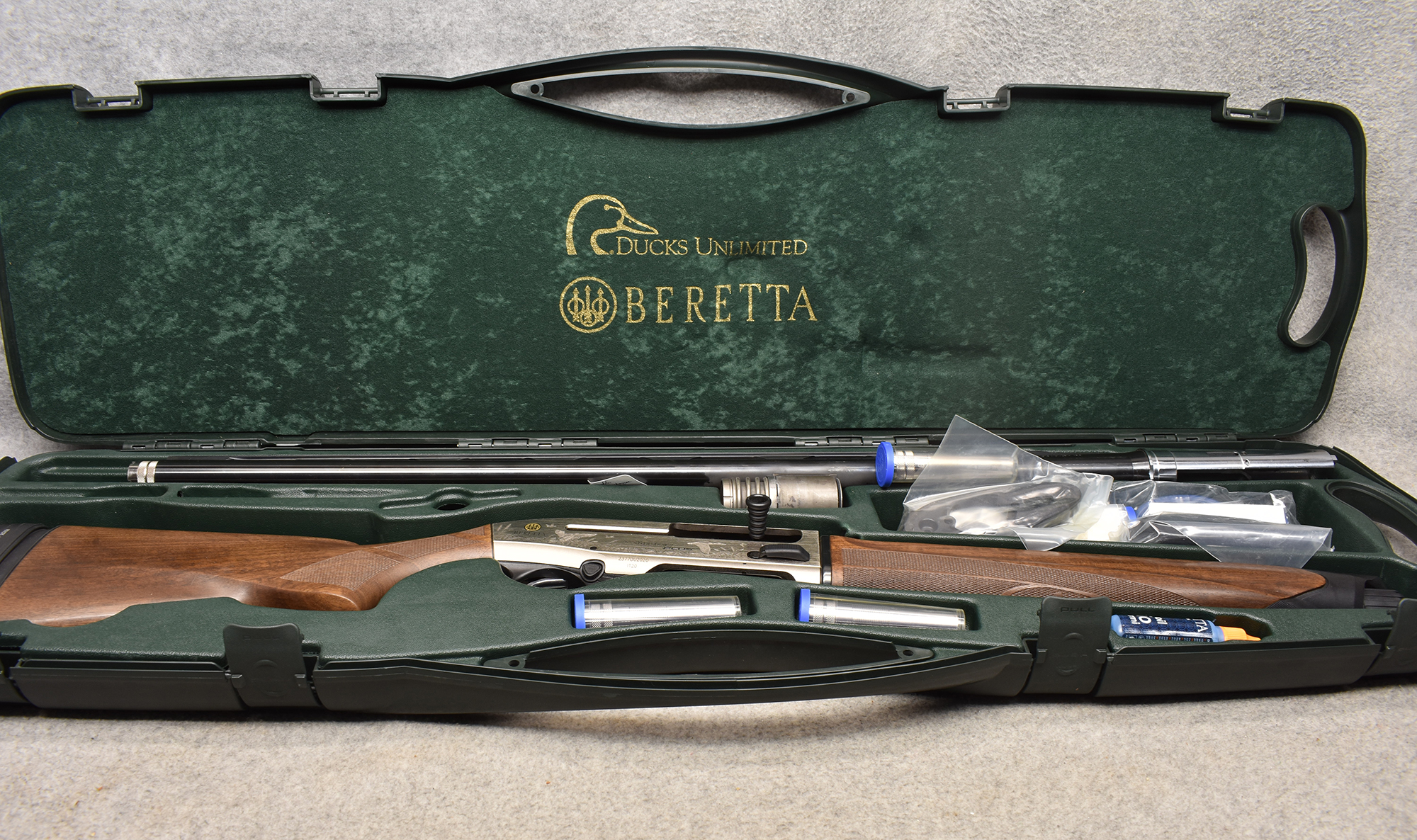 Image of Beretta ~ A400 Extreme Plus Ducks Unlimited ~ 12 Gauge