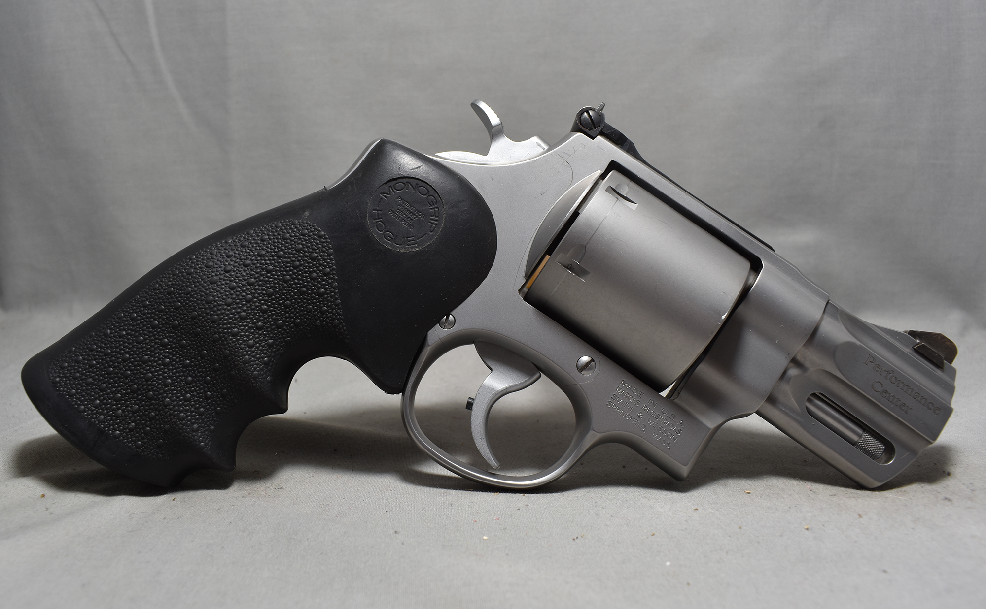 Image of Smith & Wesson ~ Model 629-6 ~ .44 Magnum