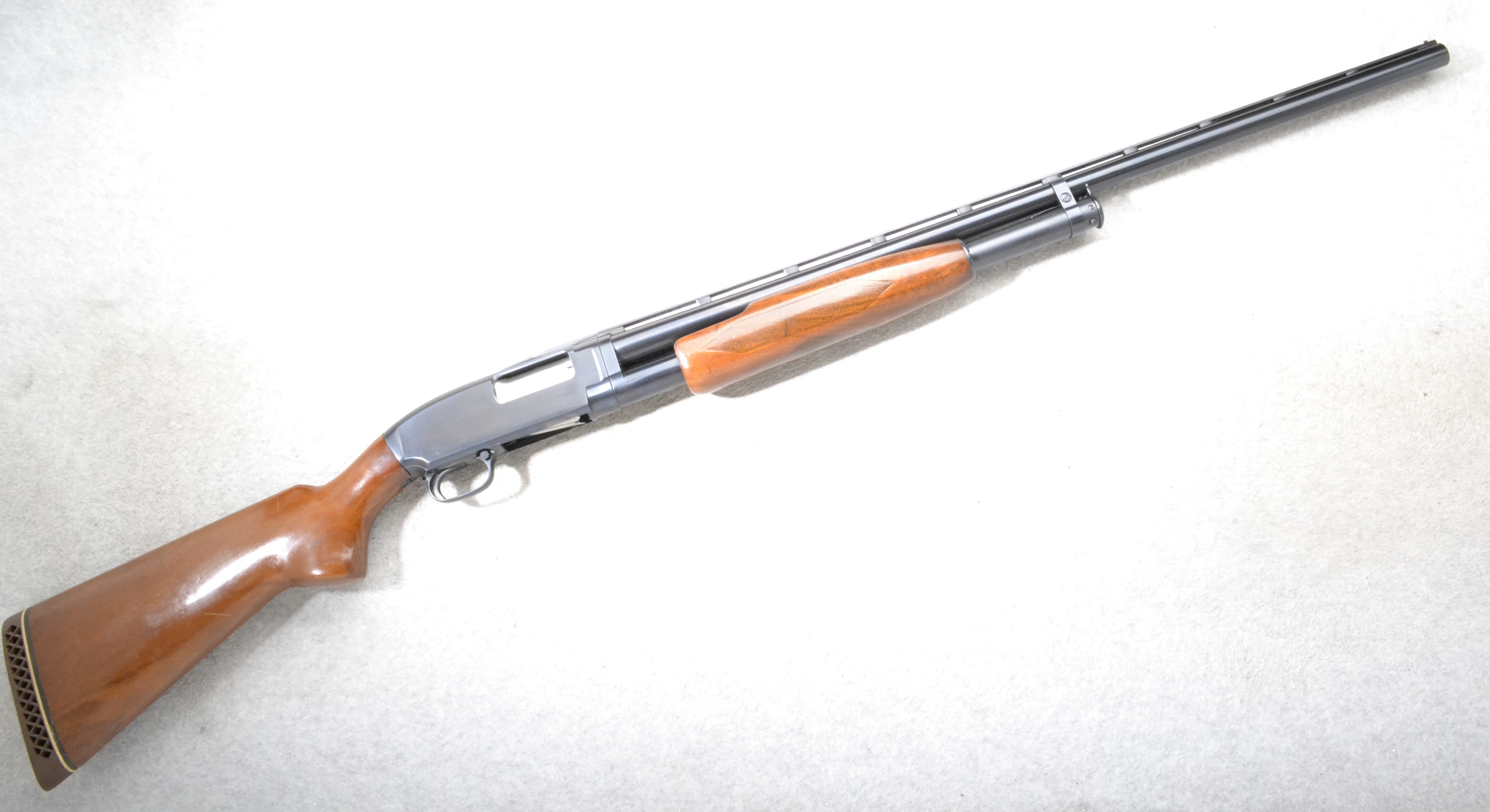 Winchester ~ 12 ~ 12 Gauge - Winchester