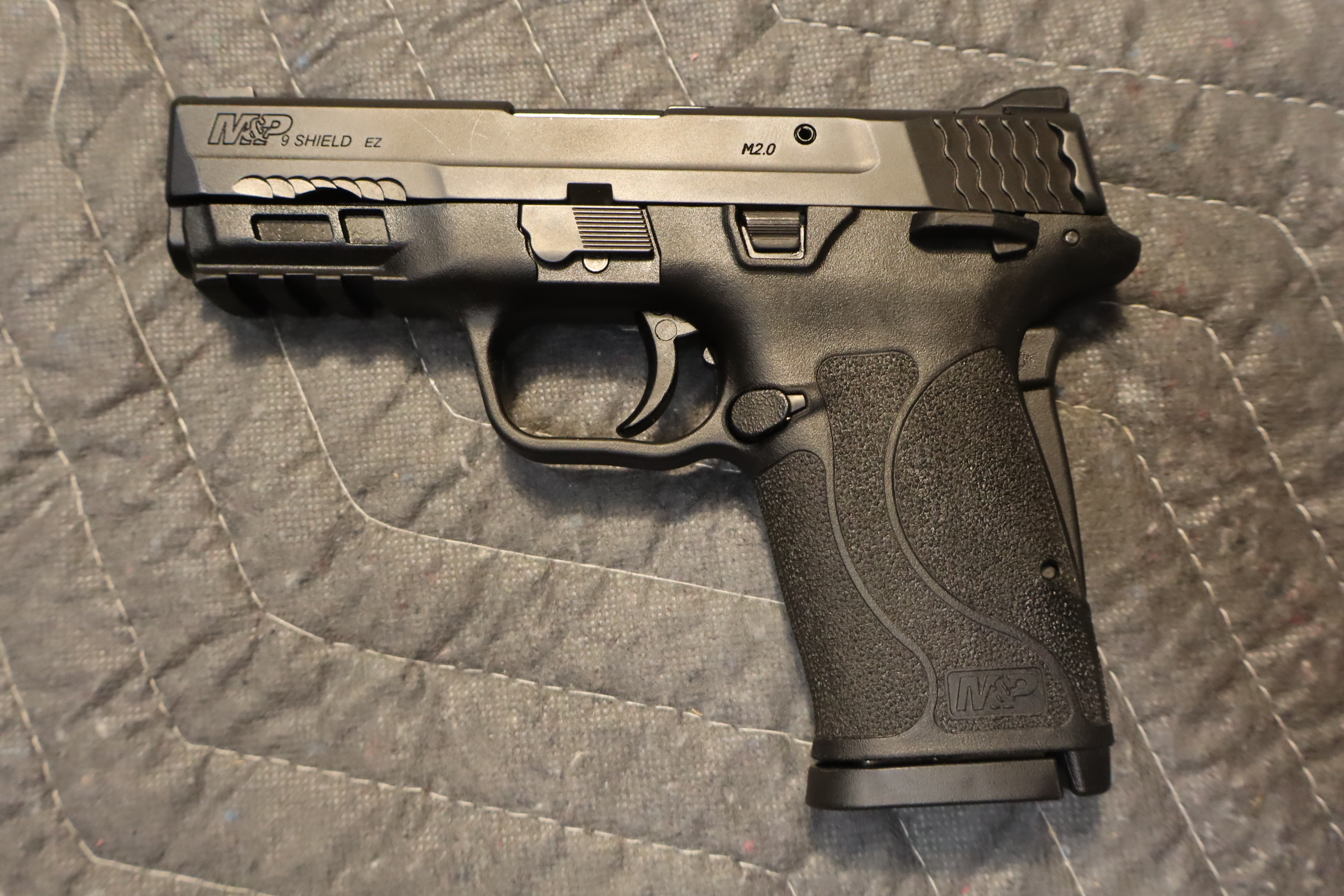 Image of SMITH & WESSON M&P9 SHIELD EZ