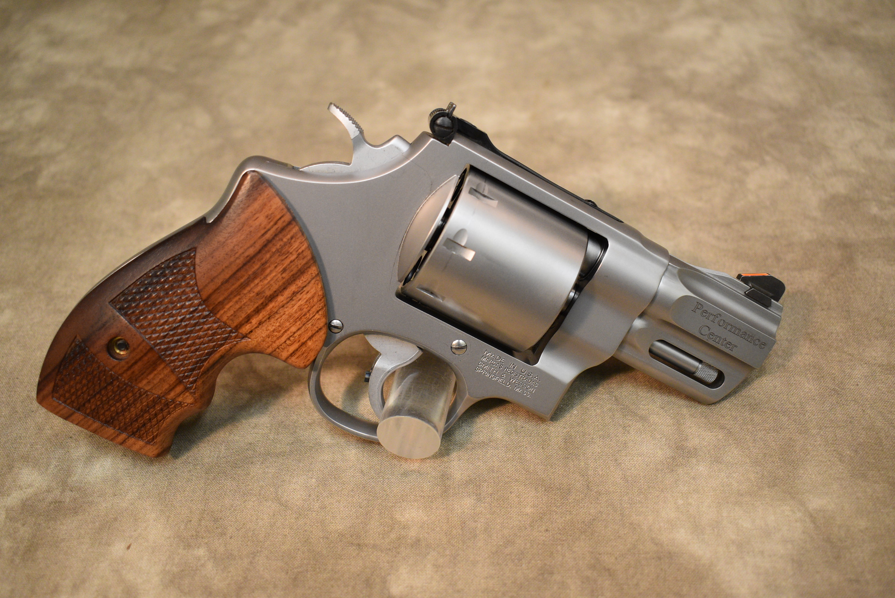 Image of Smith & Wesson~627-5~.357 Mag