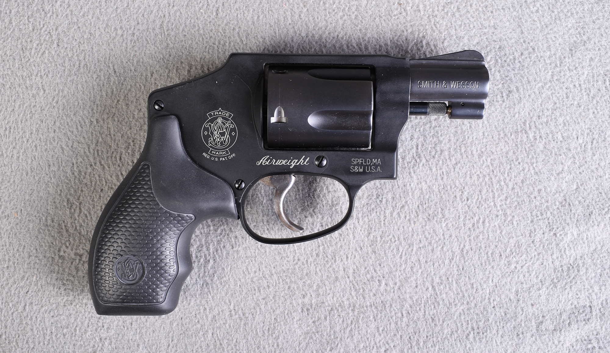 Image of Smith & Wesson ~ 442-2 ~ .38 S&W