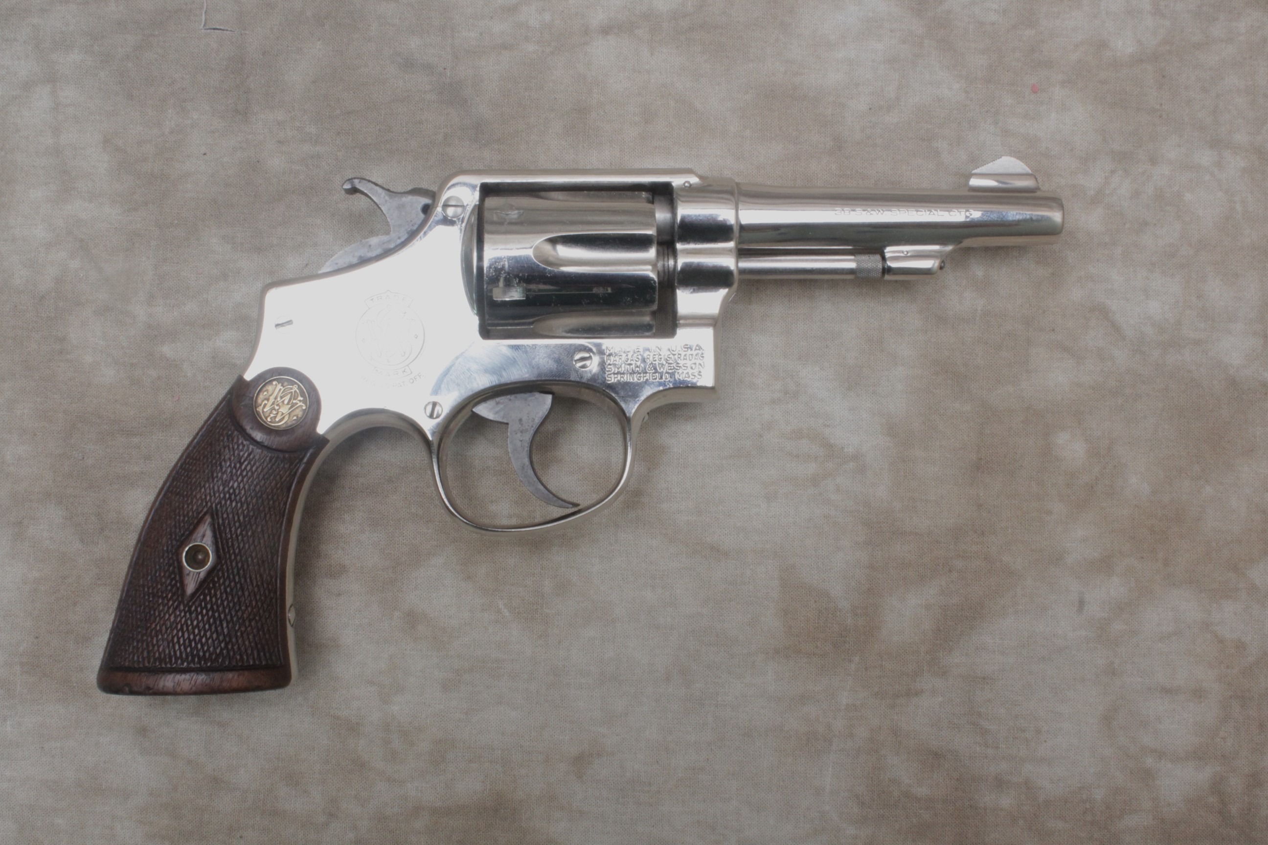 Image of Smith & Wesson ~ Revolver ~ .38 S&W Special