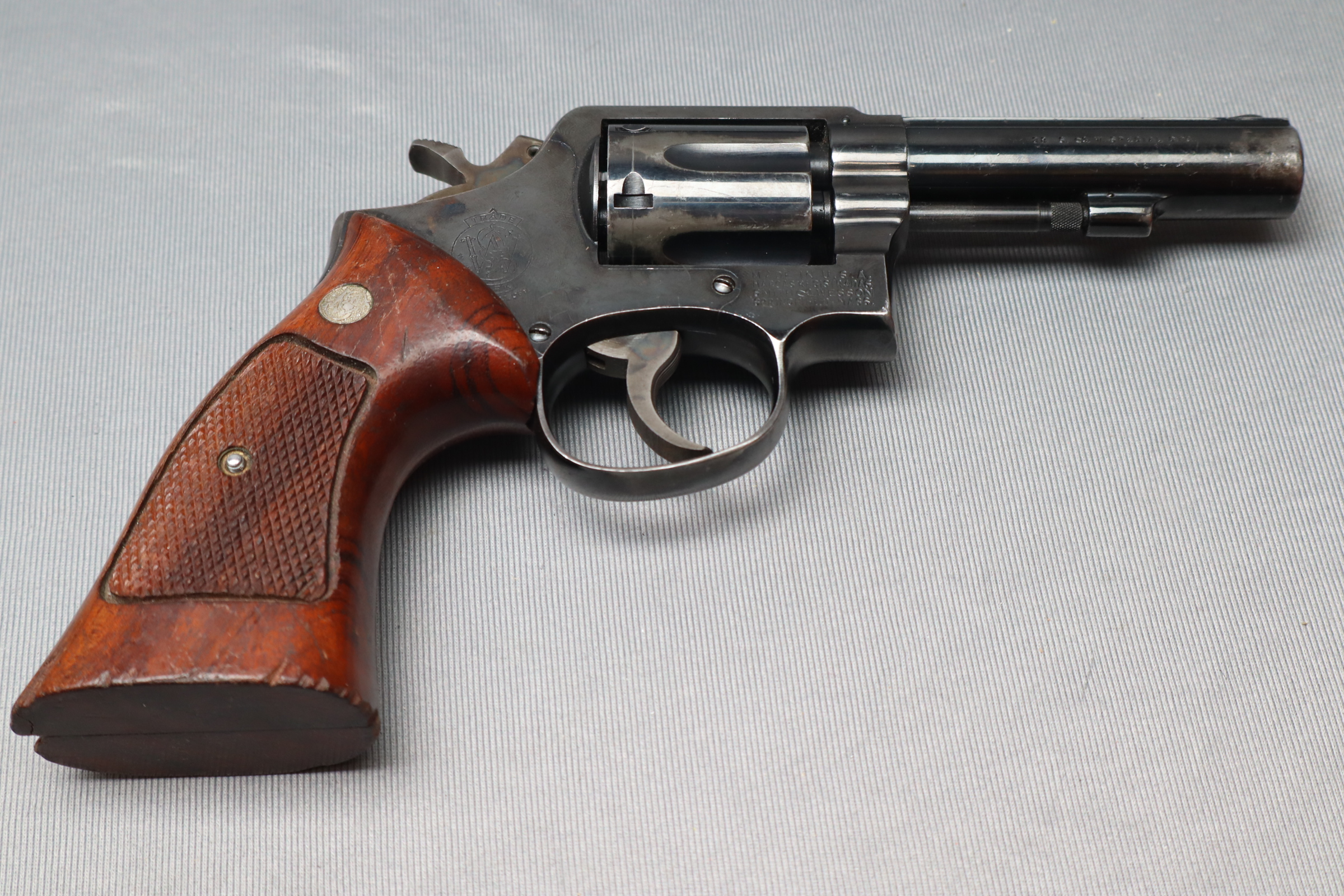 Image of Smith & Wesson ~ Model 10-6 ~ .38 S&W Special
