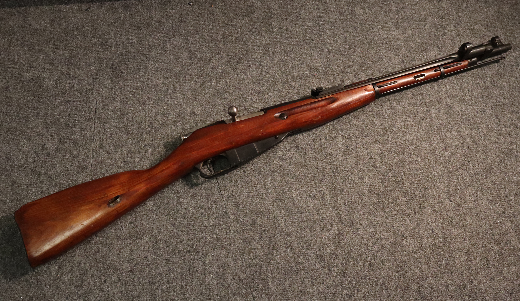 Image of Izhevsk ~ M44 ~ 7.62x54R (4936967)