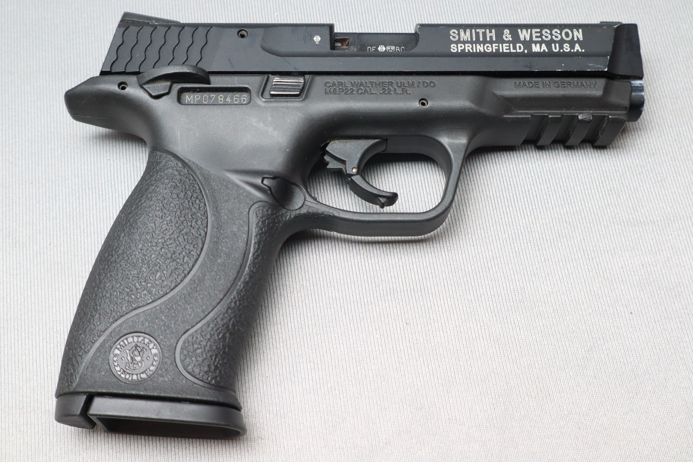 Image of Smith & Wesson ~ M&P22 ~ .22 Long Rifle