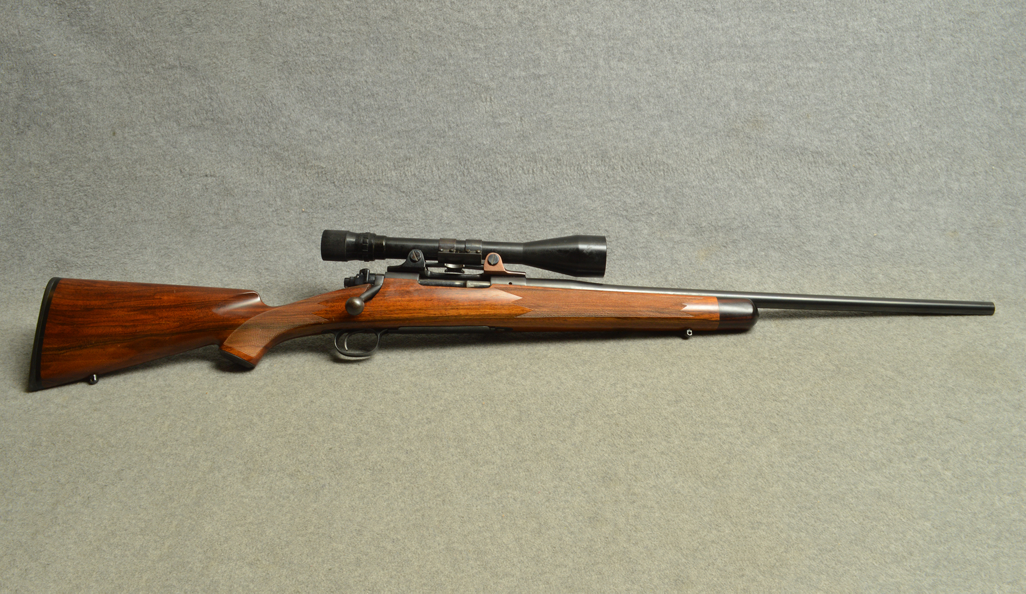 Winchester ~ Model 70 ~ .270 Win - Winchester