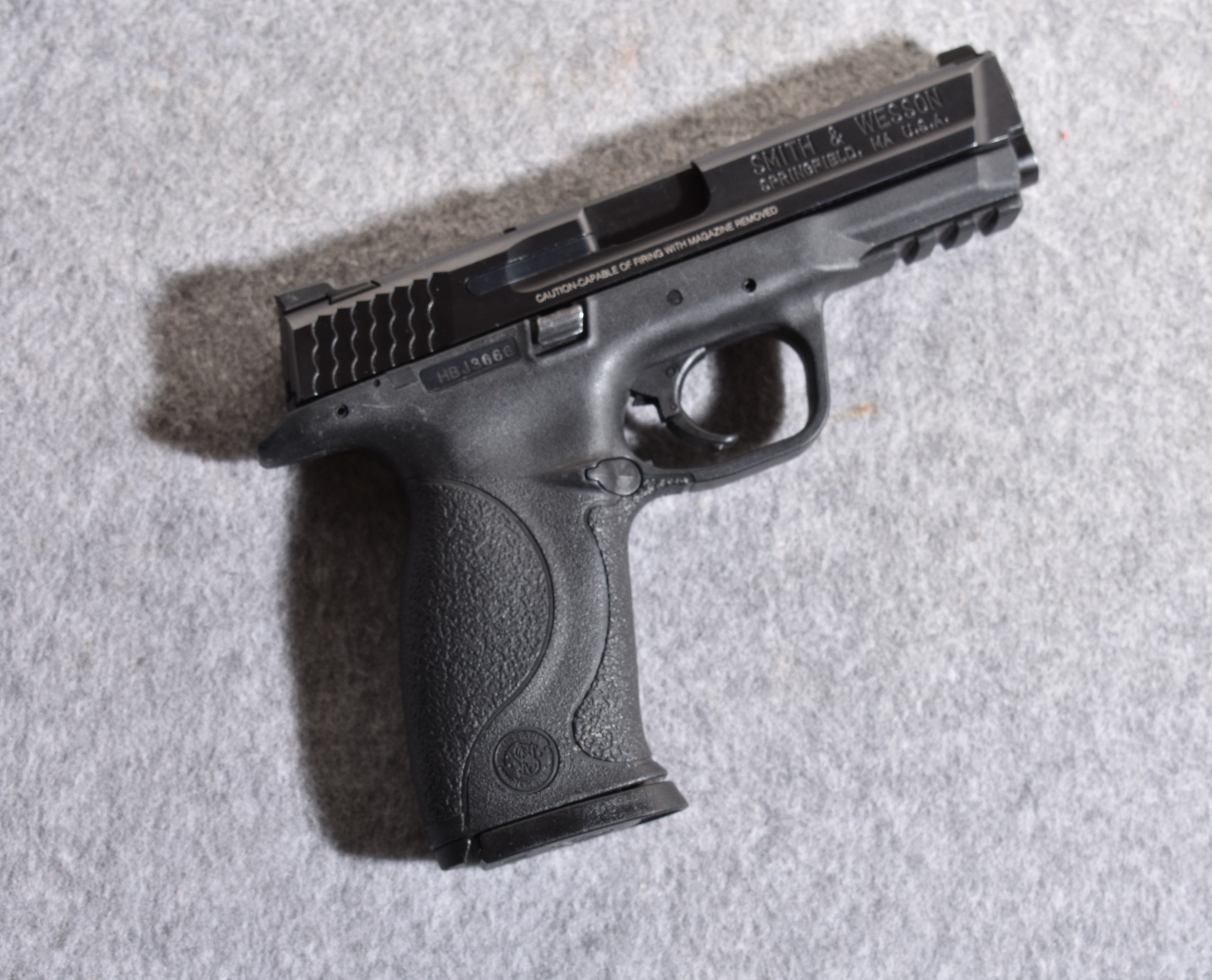Image of Smith & Wesson M&P9 9MM Luger Semi-Auto Pistol