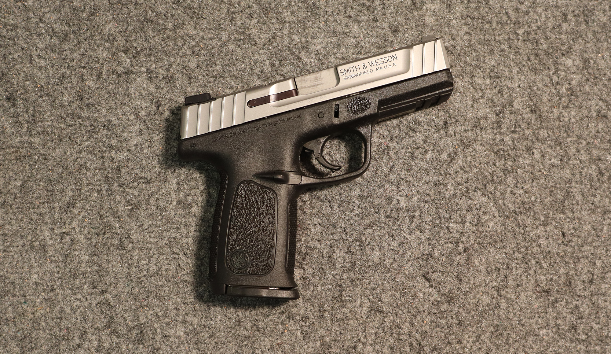 Image of Smith & Wesson ~ SD40 VE ~ .40 S&W (4950147)