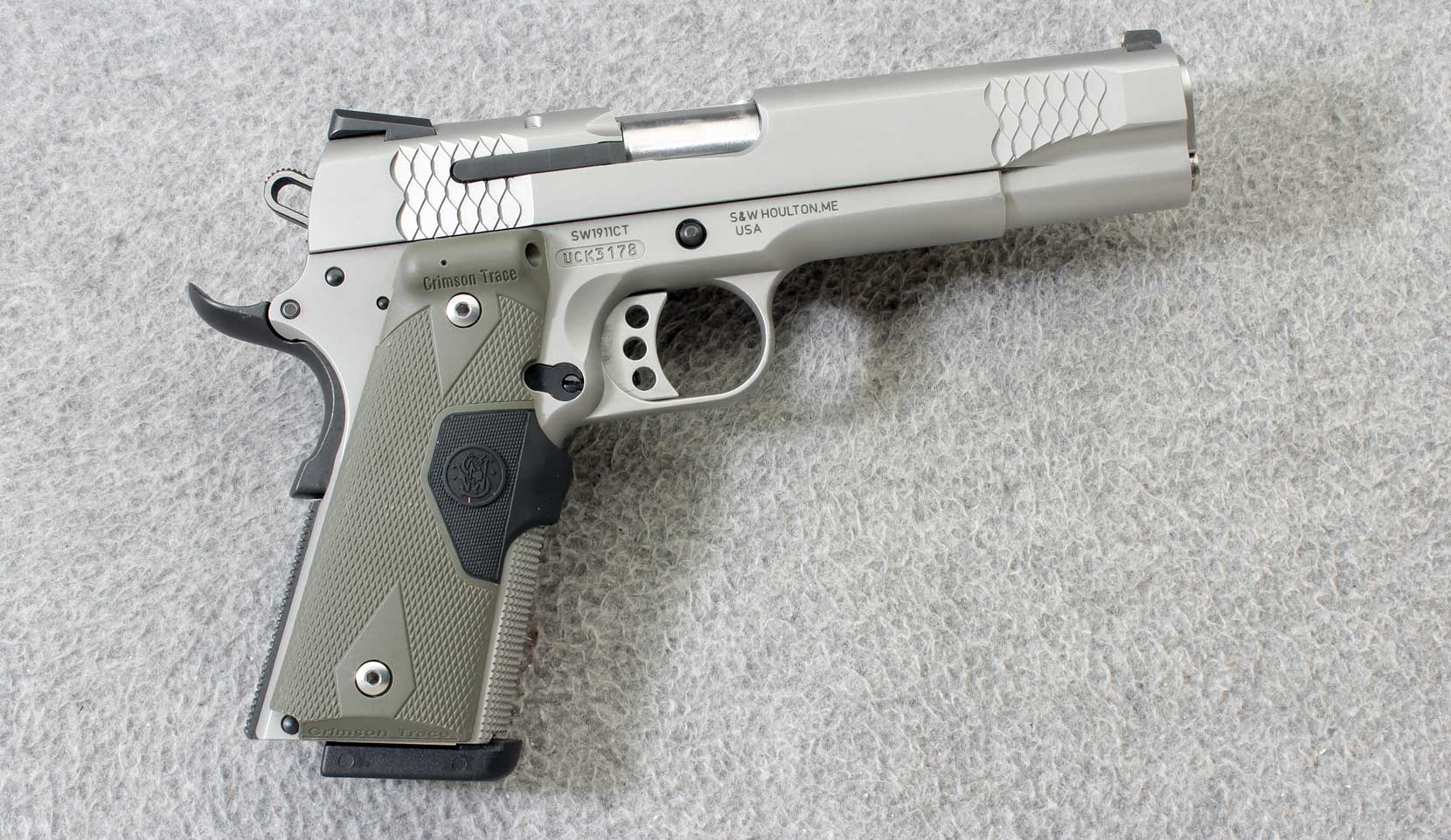 Image of Smith & Wesson ~ SW1911CT ~ .45 ACP