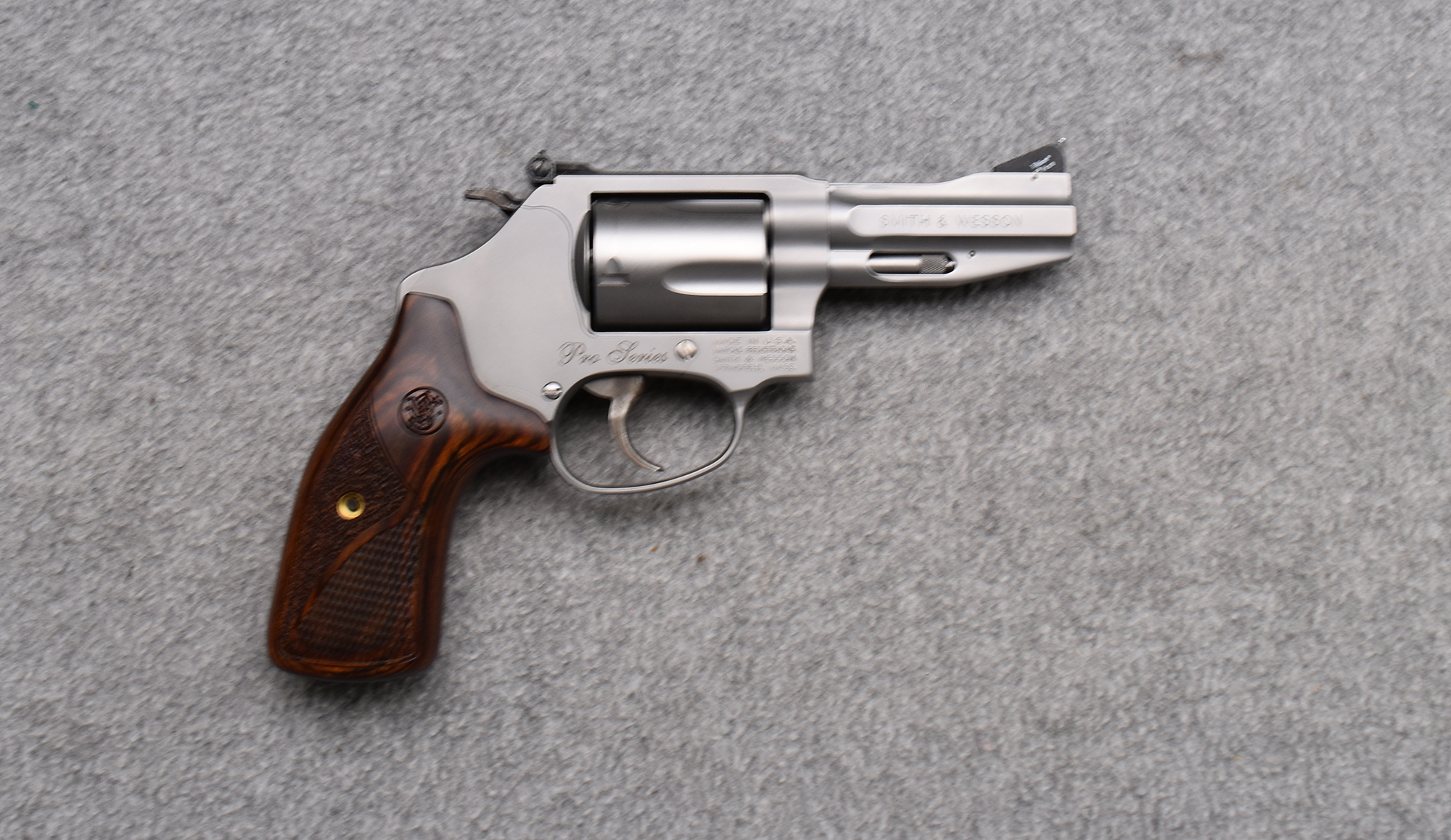 Image of Smith & Wesson ~ 60-15 Pro Series ~ S&W .357 Magnum