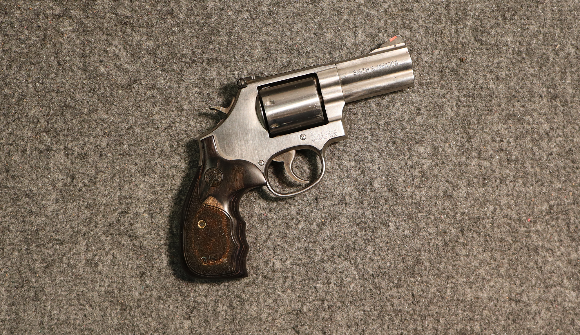 Image of Smith & Wesson ~ 686-6 ~ .357 Magnum (4958366)