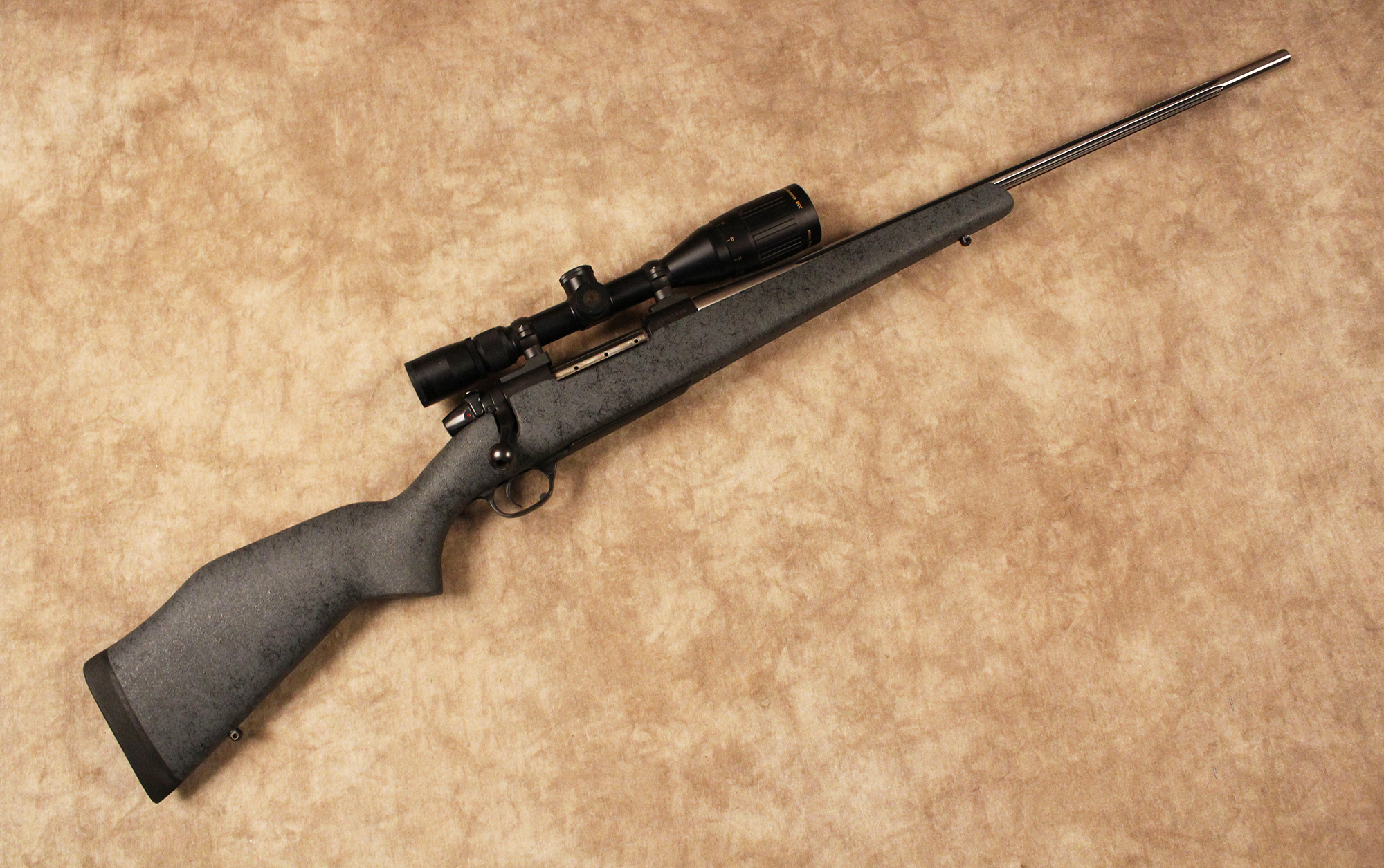 Image of Weatherby~Mark V~7MM Remington Magnum