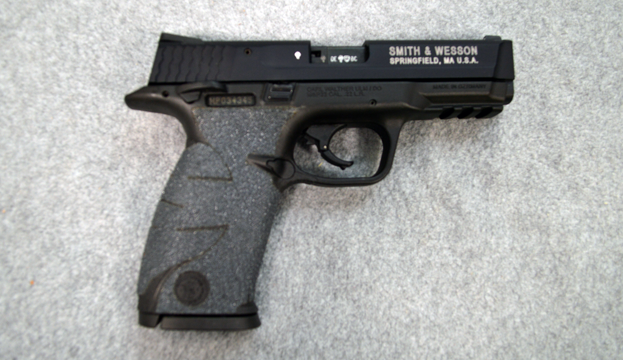 Image of Smith and Wesson ~ M&P22 ~ .22LR