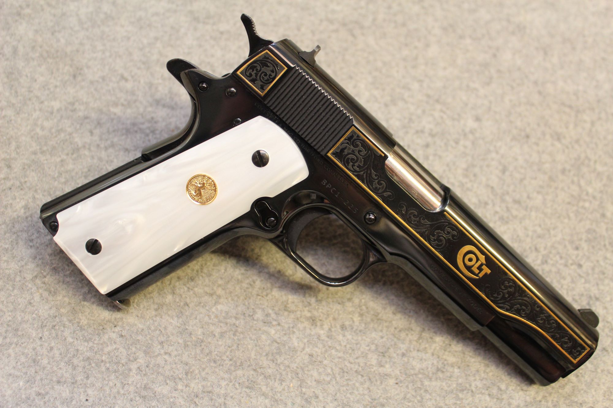 Colt ~ Government ~ .38 Super - Colt
