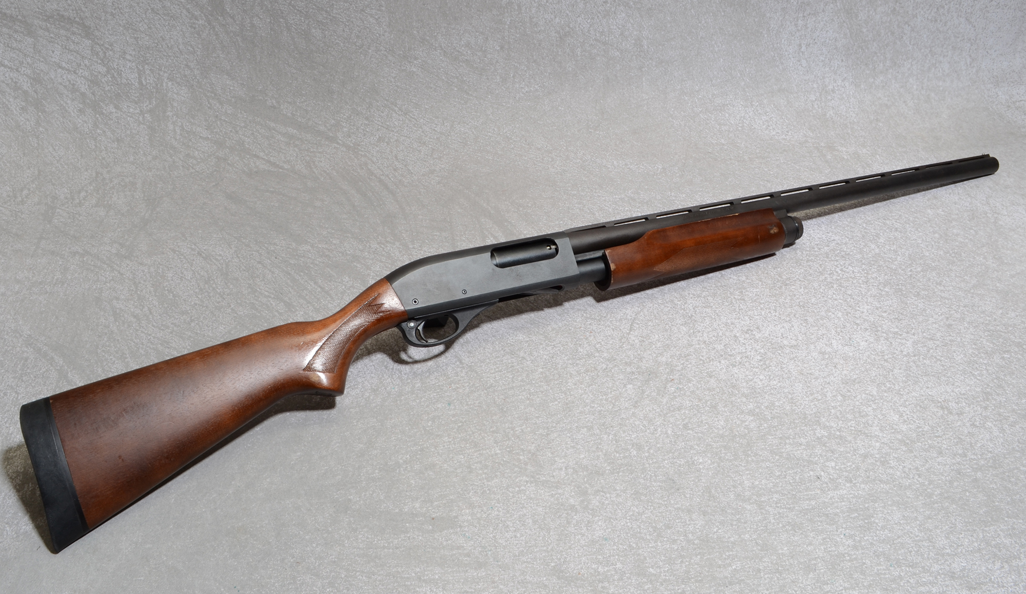 Image of "Remington 870 Shotgun, 12 Gauge, 25.5"" Barrel"