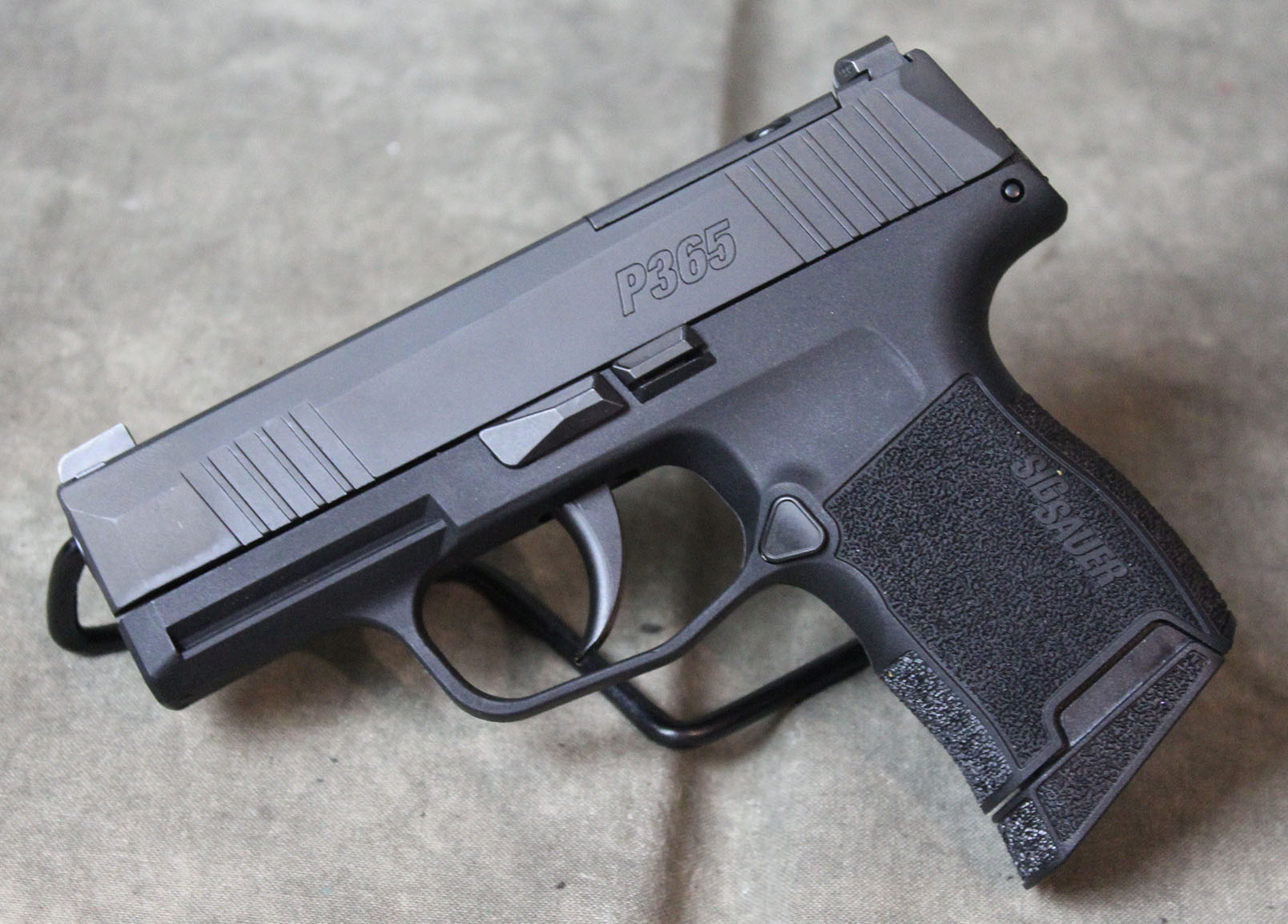 Sig Sauer ~ P365 ~ 9mm - Sig Sauer
