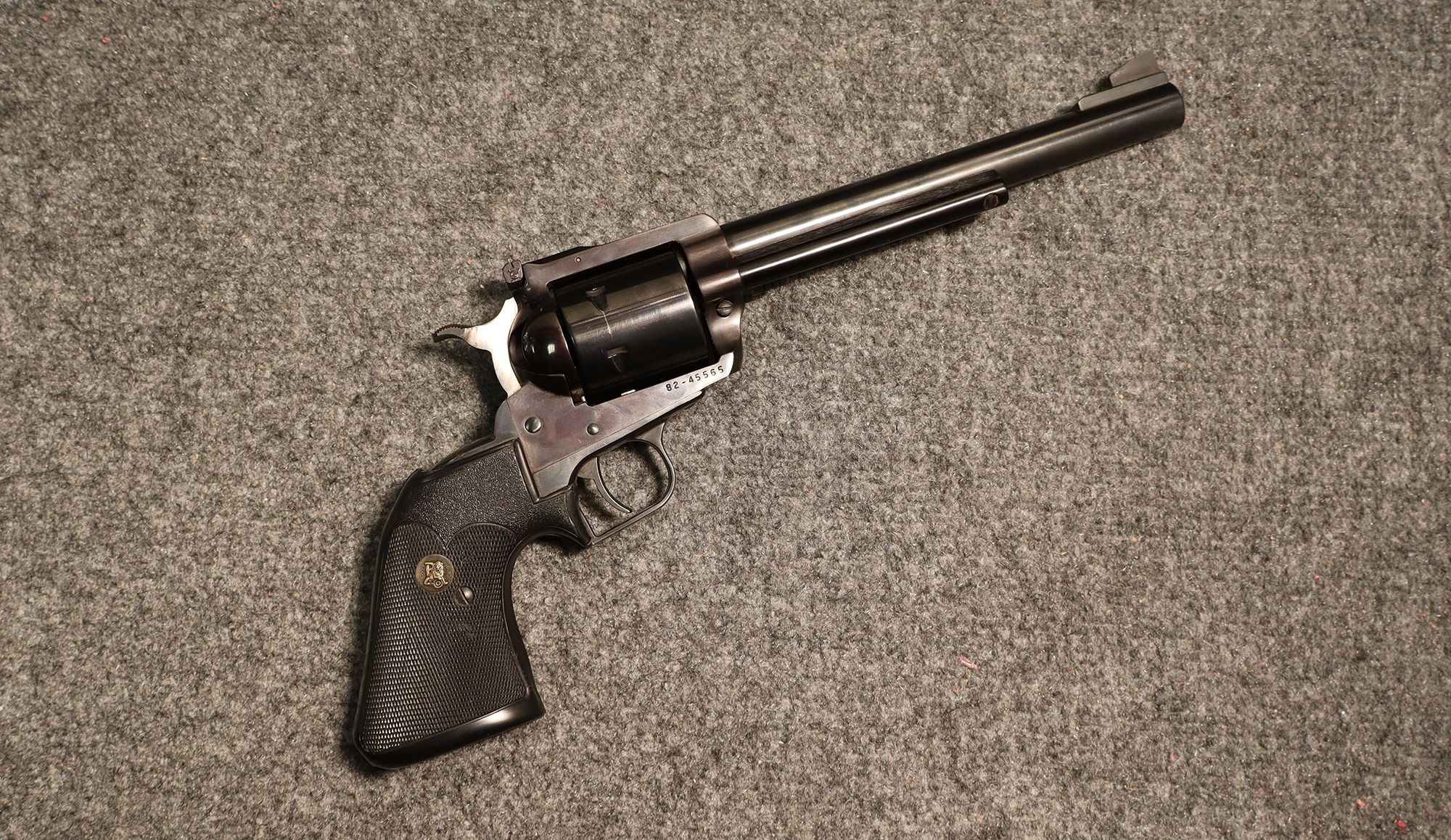 Image of Ruger ~ New Model Super Blackhawk ~ .44 magnum (4967217)