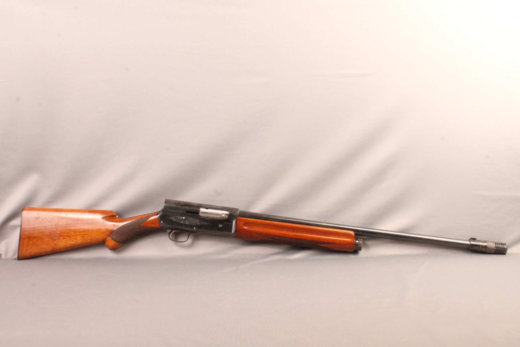 Image of Browning~Light Twelve~12 GA