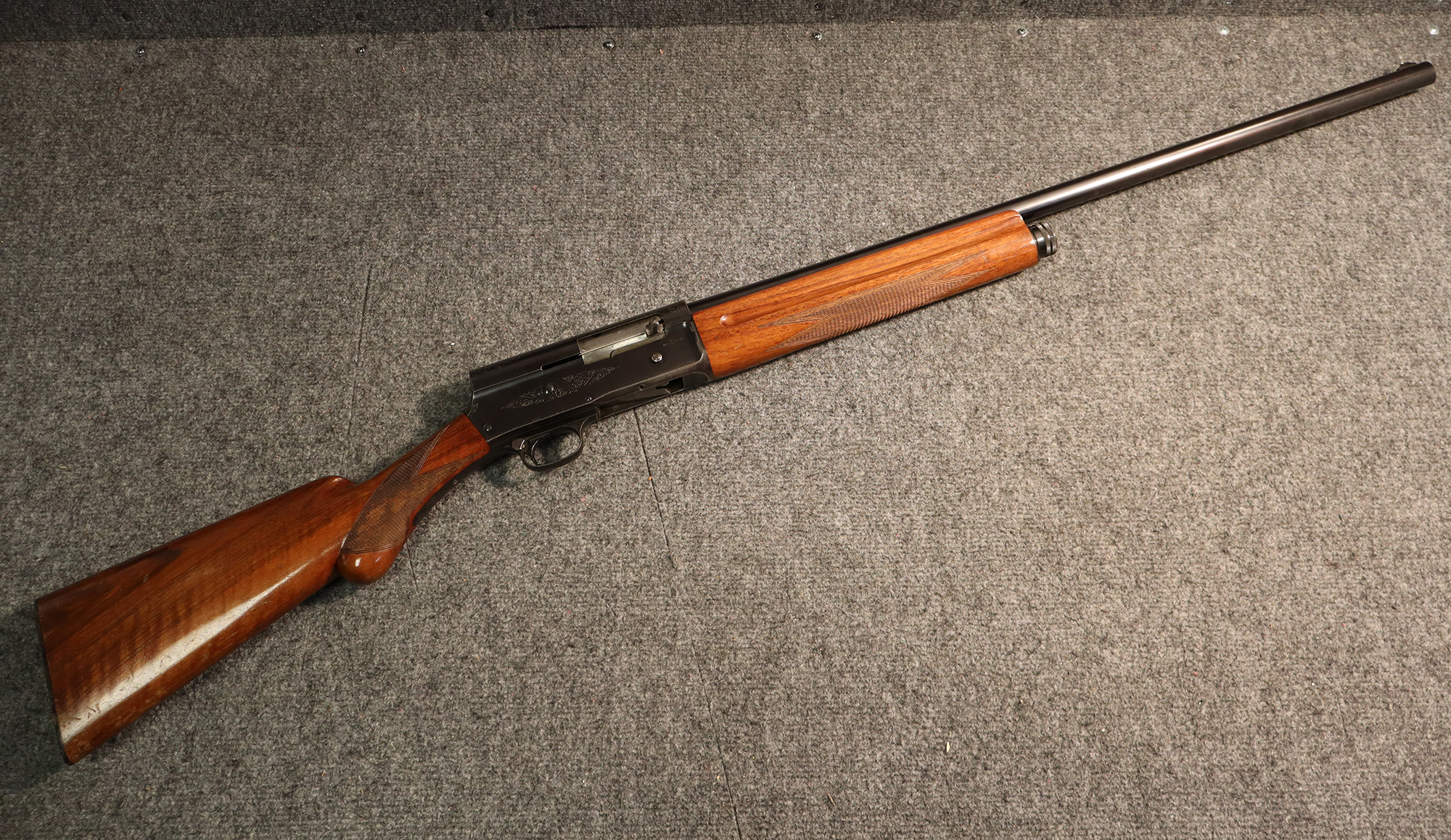 Image of Browning ~ Semi Auto Shotgun ~ 12 Gauge (4968445)