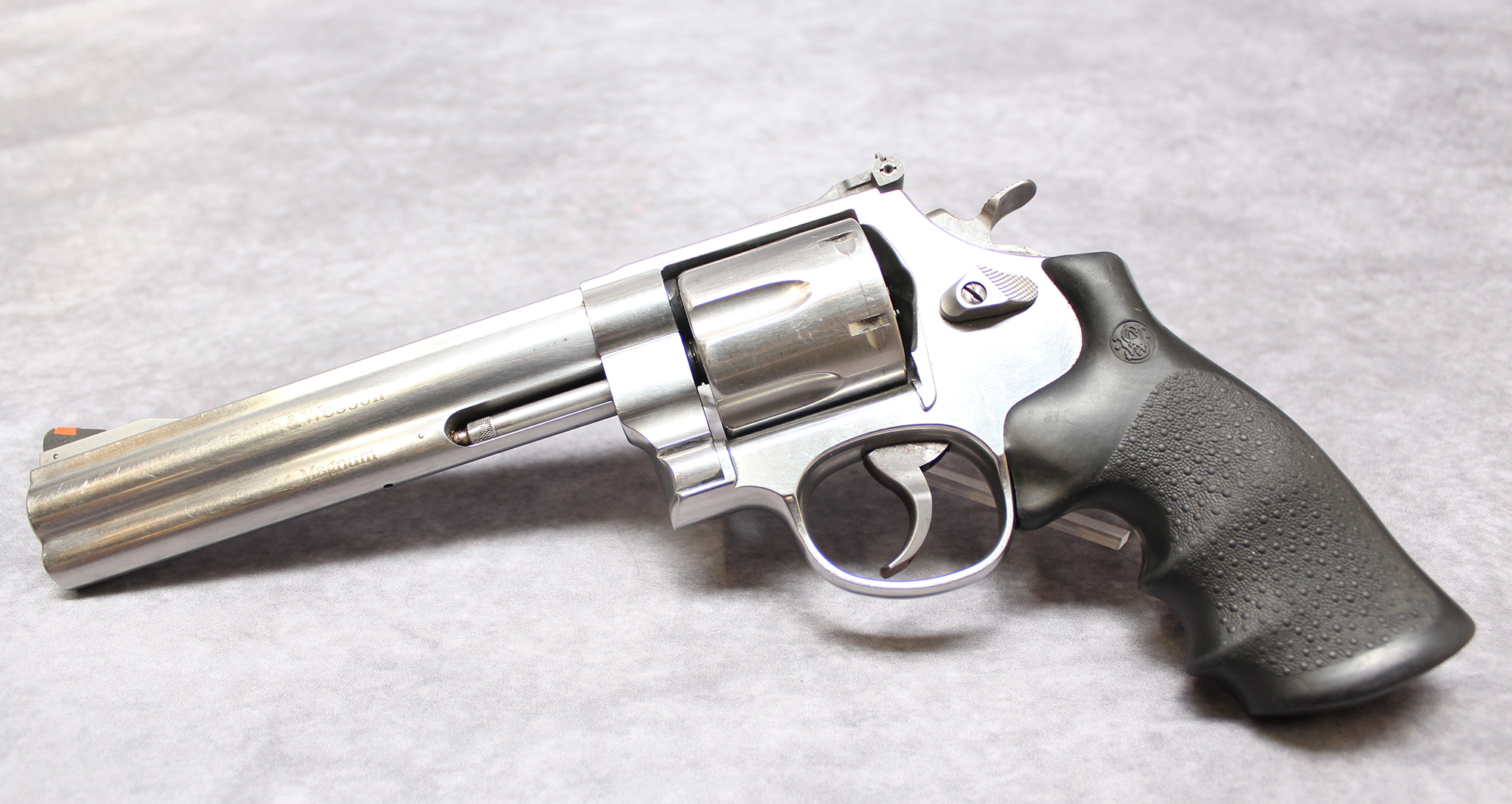 Image of SMITH & WESSON ~ MODEL 629 CLASSIC ~ .44 MAGNUM