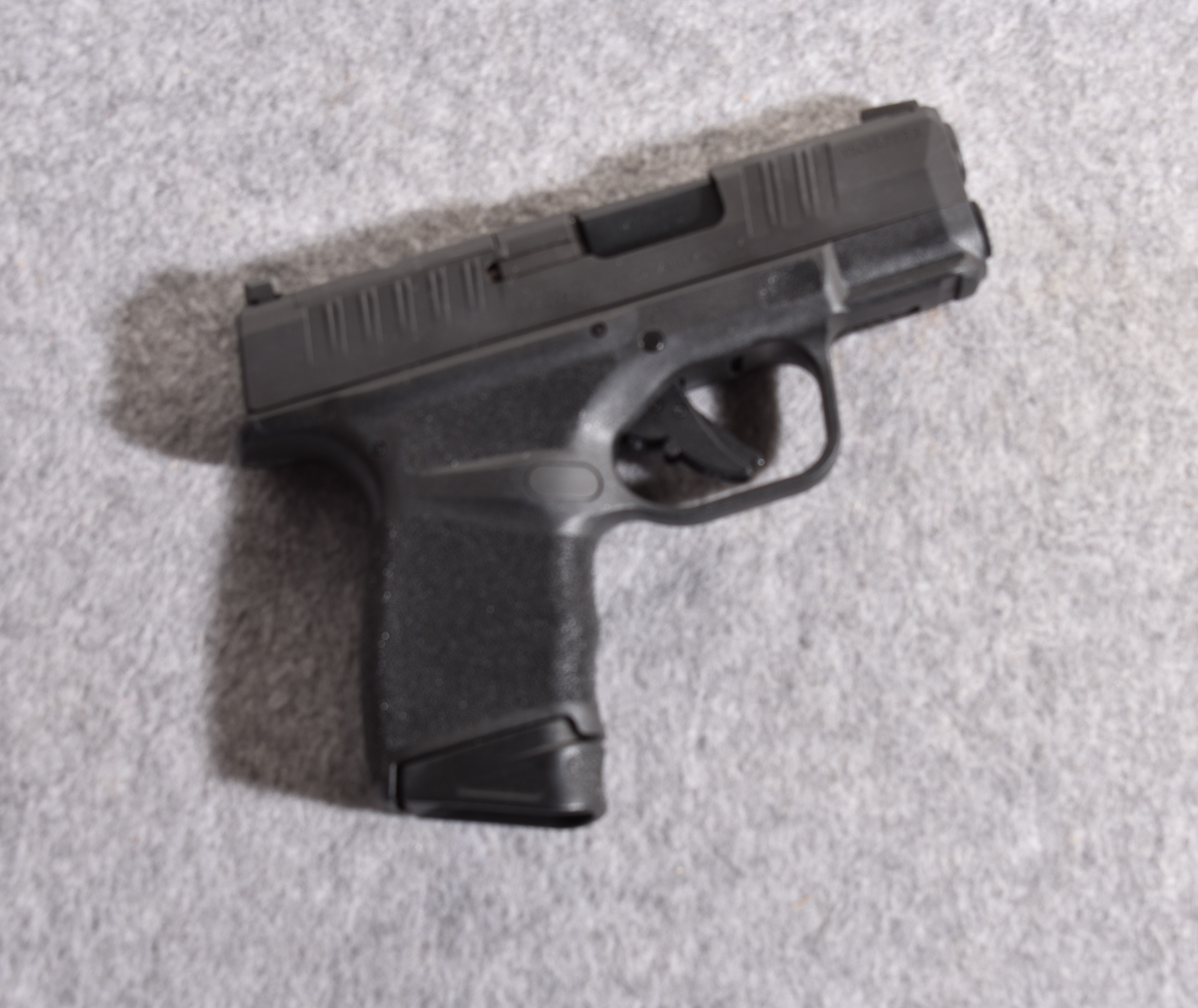 Image of SPRINGFIELD ARMORY HELLCAT 9MM LUGER SEMI-AUTO PISTOL