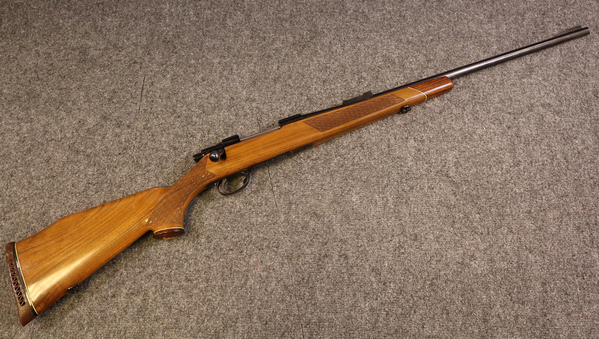 Image of Sako ~ L579 ~ .243 Winchester (4979906)