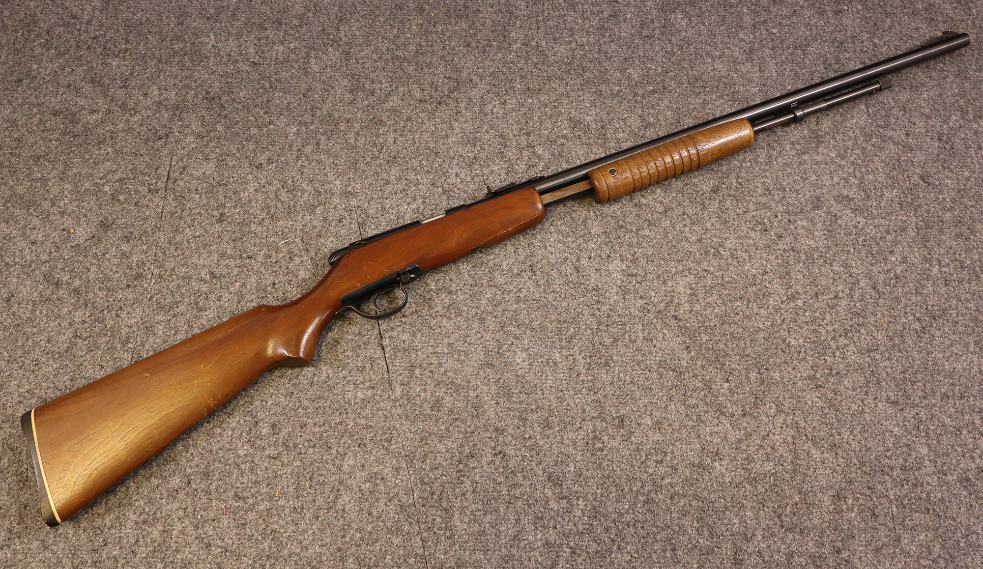 Image of Harrington & Richardson ~ 422 ~ .22 S, L, Long Rifle (4984818)