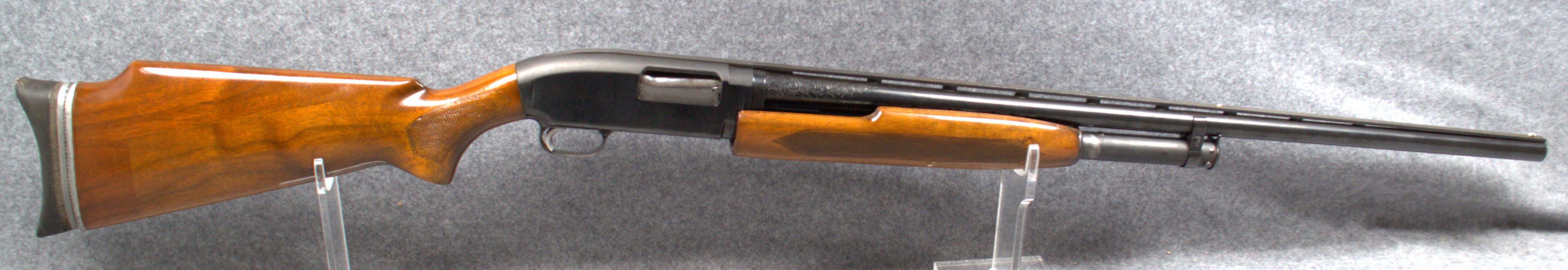 WINCHESTER~12~12 GAUGE - Winchester