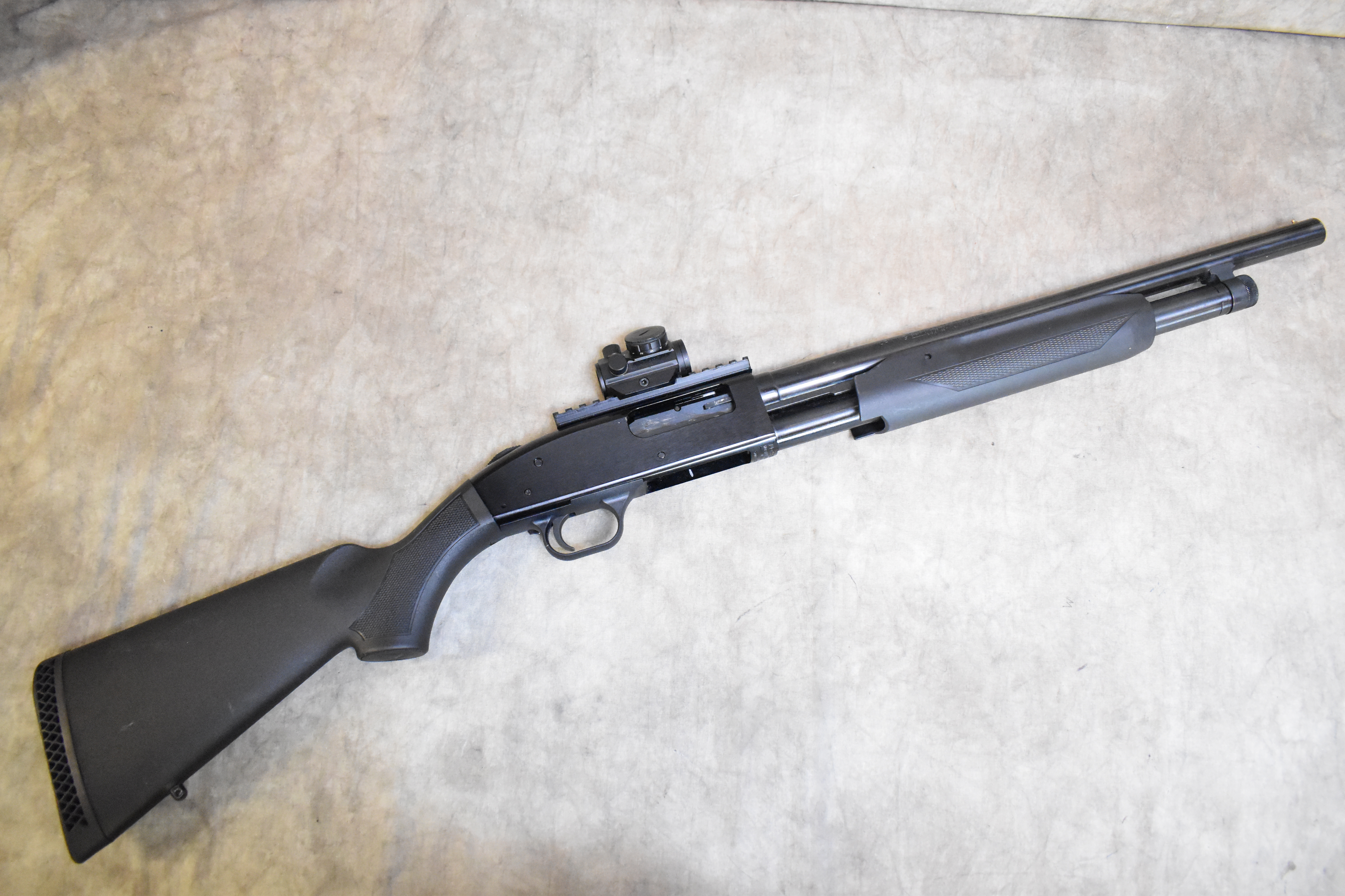 Mossberg ~ 500 ~ 12 Gauge - Mossberg