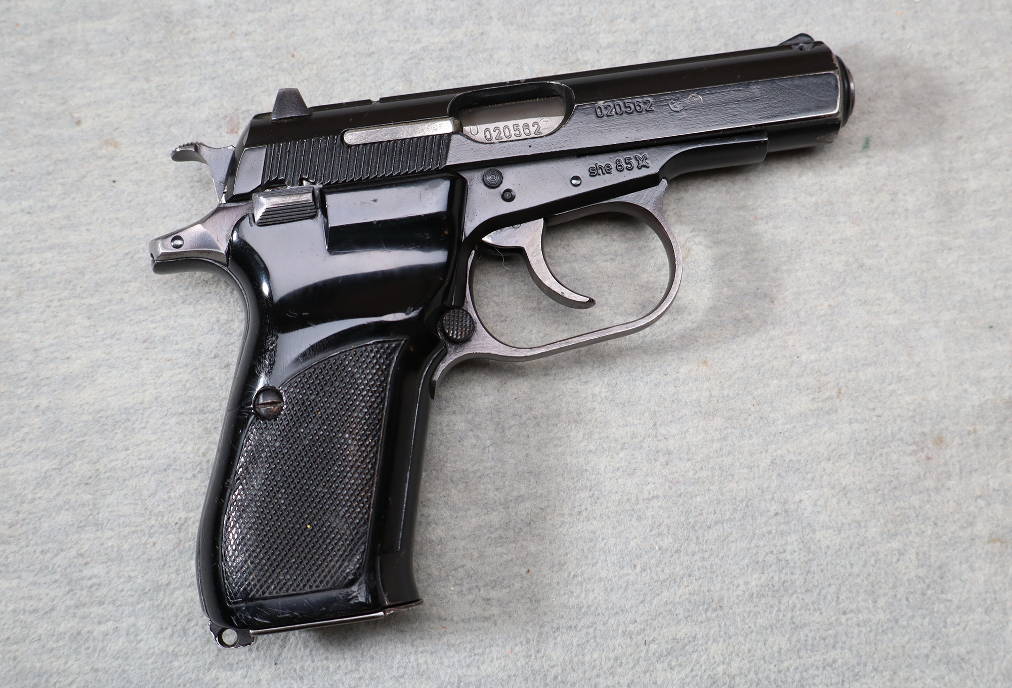 Image of CZ ~ CZ-82 ~ 9x18 Makarov