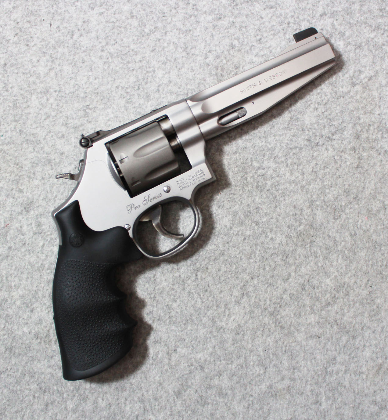 Image of Smith & Wesson ~ 986 Pro Series ~ 9mm Luger
