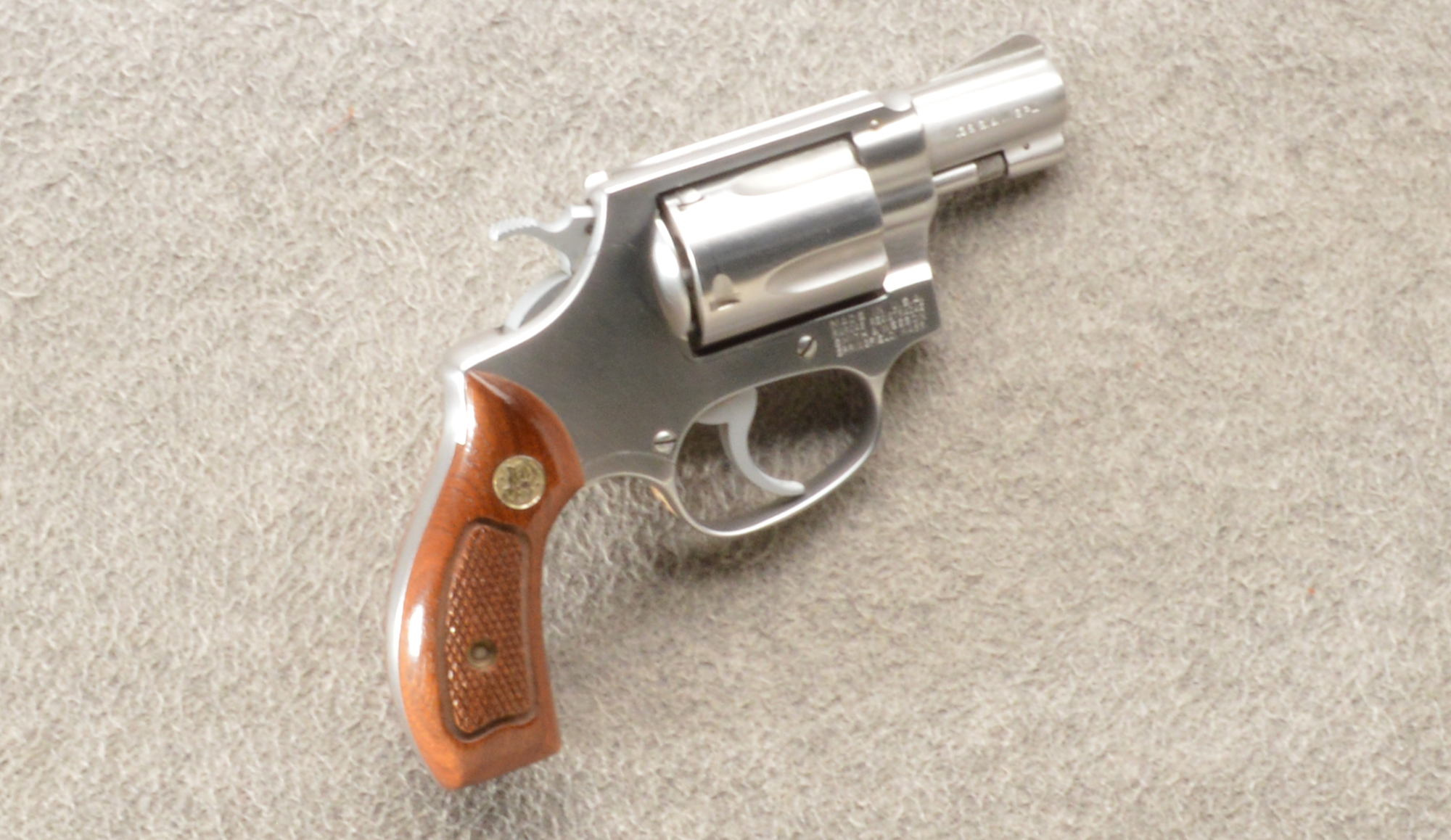 Image of Smith & Wesson ~ Model 60 ~ Stainless ~ .38 S&W Special