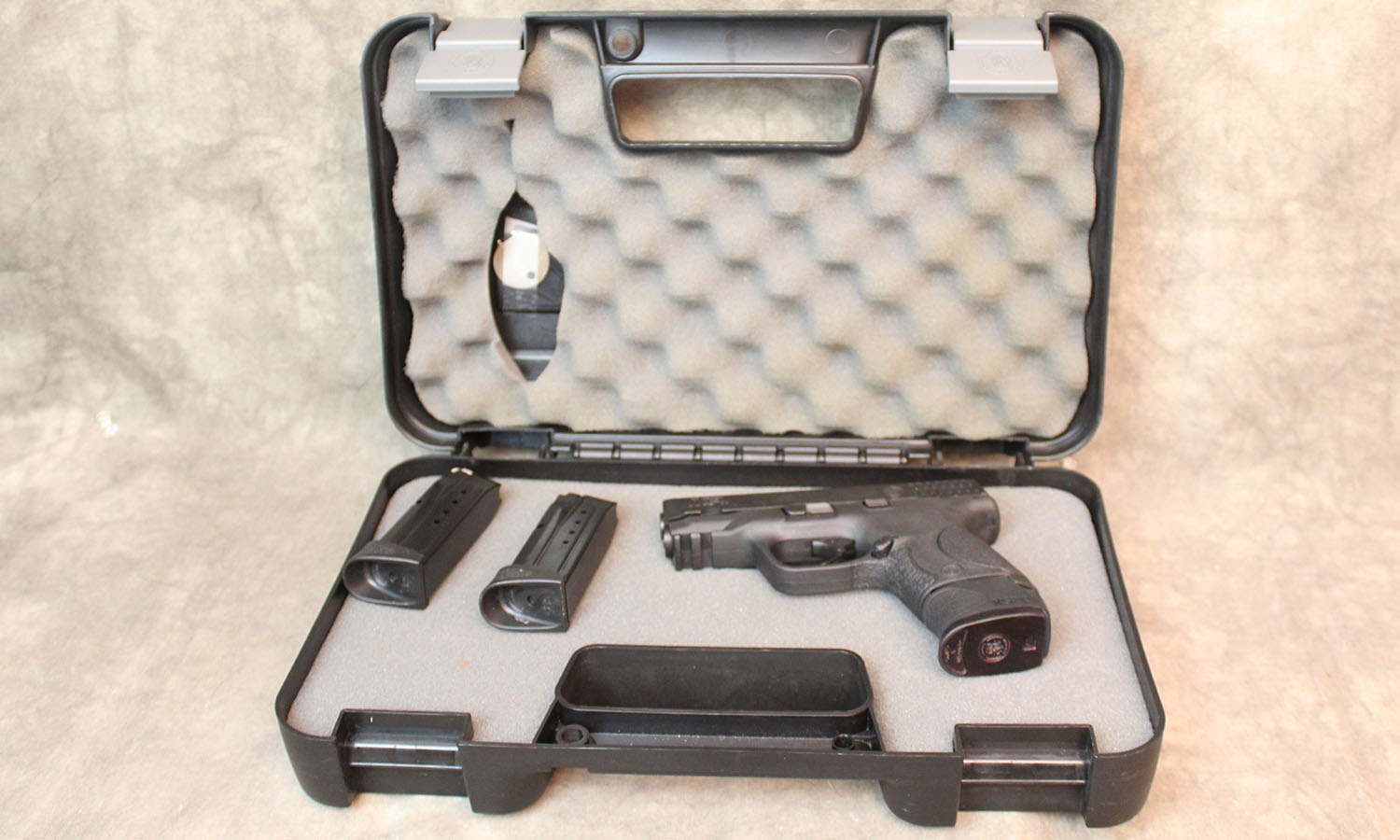 Image of Smith and Wesson ~ M&P 9C ~ 9mm