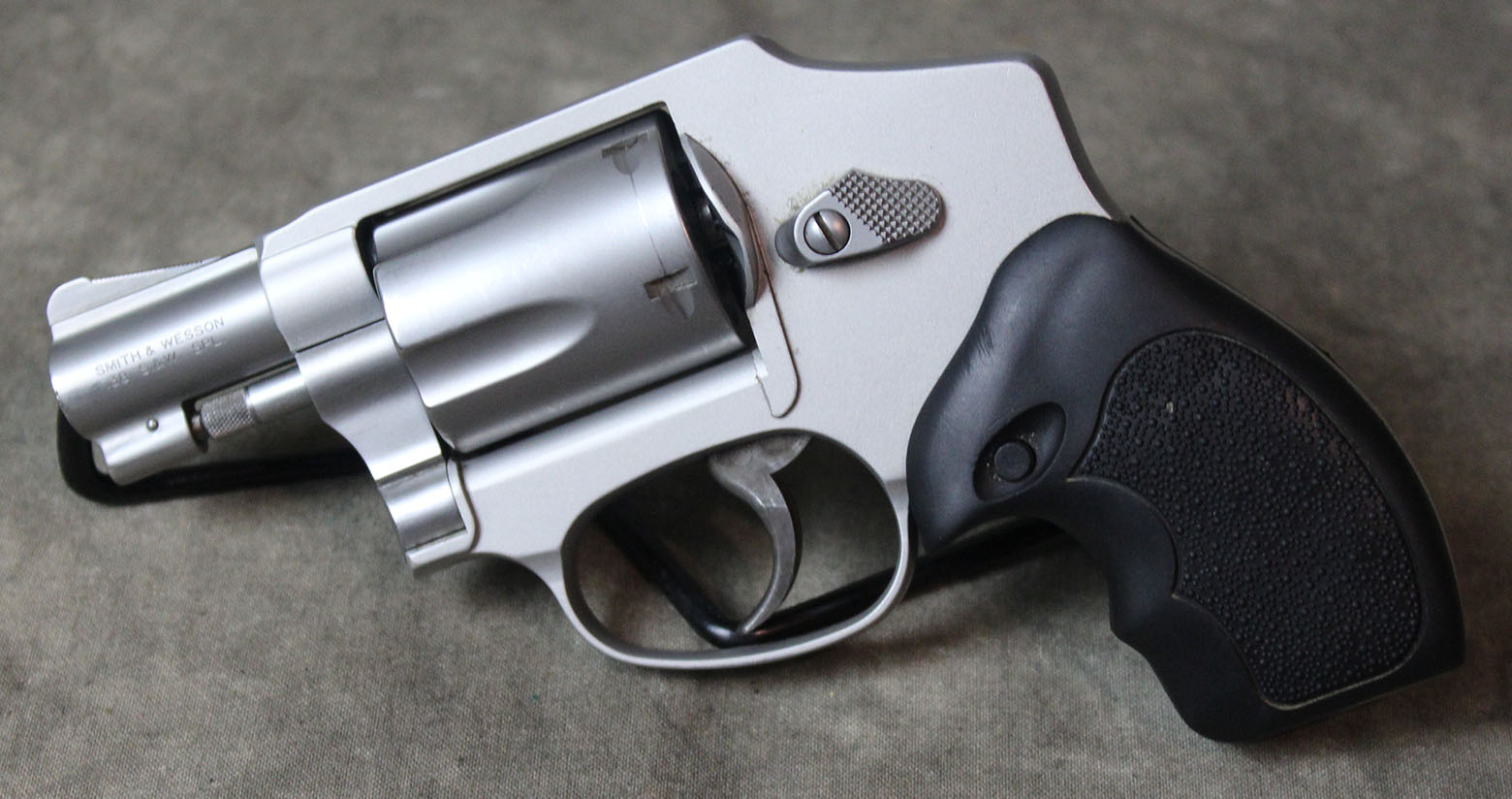 Image of Smith & Wesson ~ 642-1 Airweight ~ .38