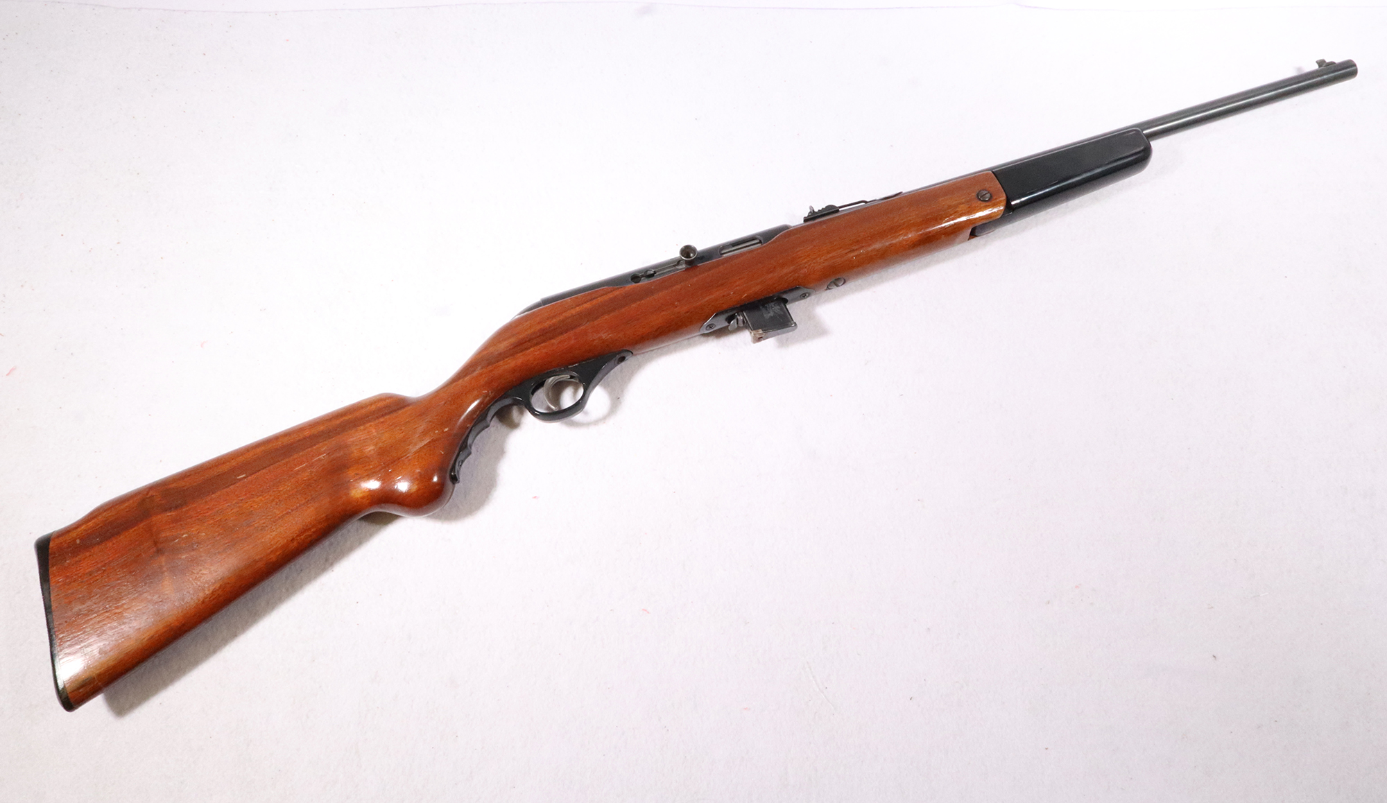 Mossberg ~ 352KX ~ .22 S/L/LR (SKU: 4995600) - Mossberg