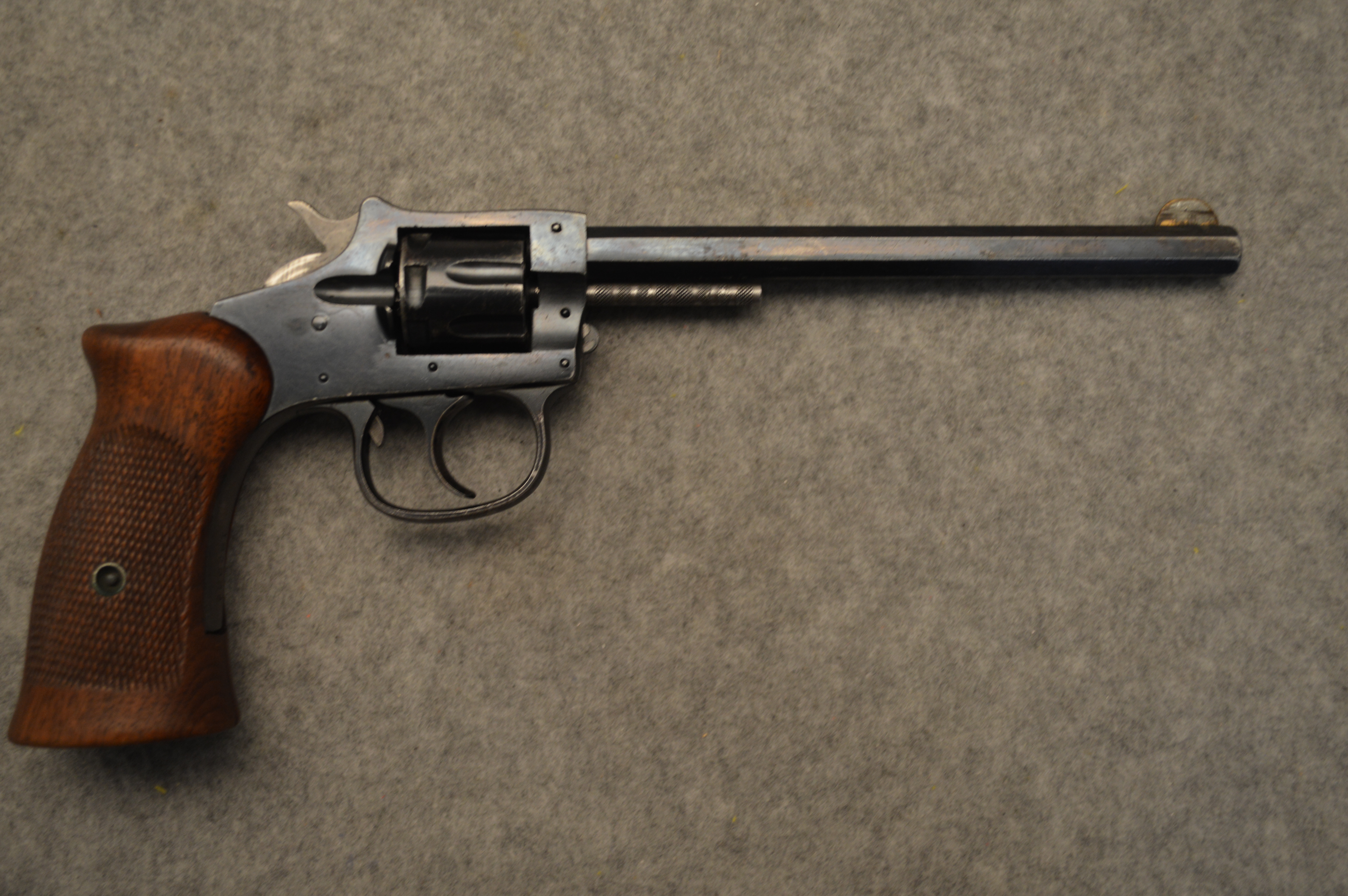 H&ampR Arms Co. ~ Trapper ~ .22 cal - H&R