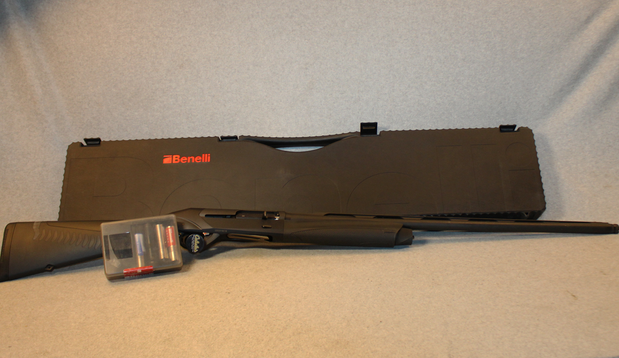 Benelli ~ Super Black Eagle 3 ~ 12 Gauge - Benelli