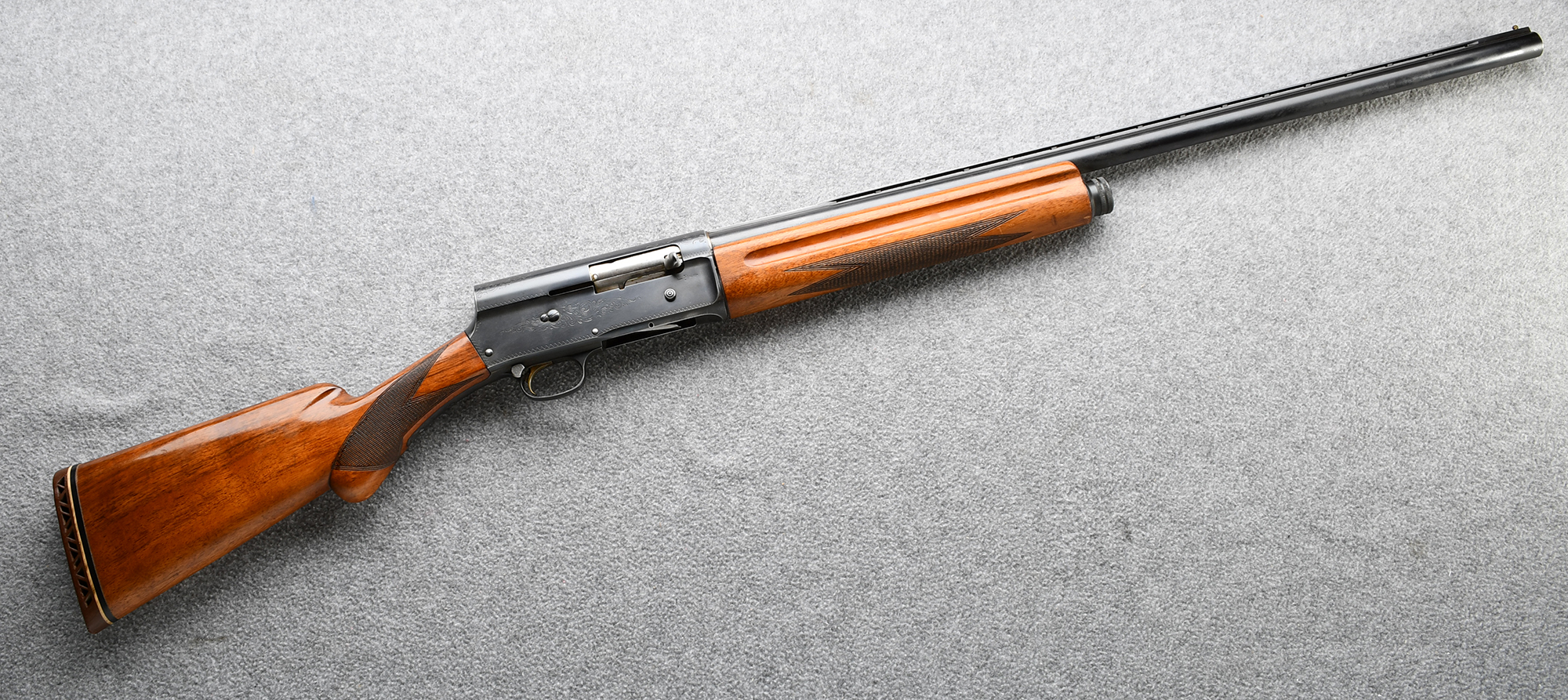 Image of Browning ~ Light Twelve ~ 12 gauge
