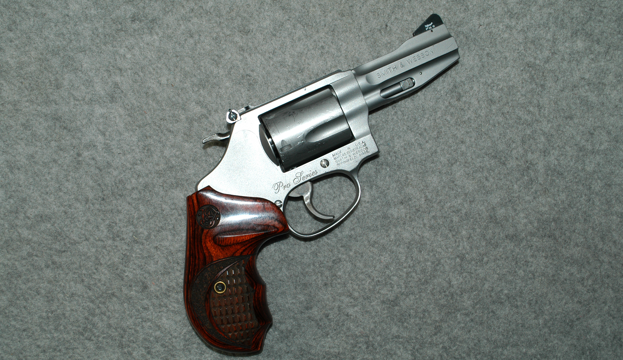 Image of Smith & Wesson ~ 60-15 Pro Series ~ .357 Magnum