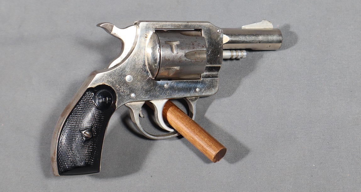Image of H&R INC~Model 733~.32 S&W