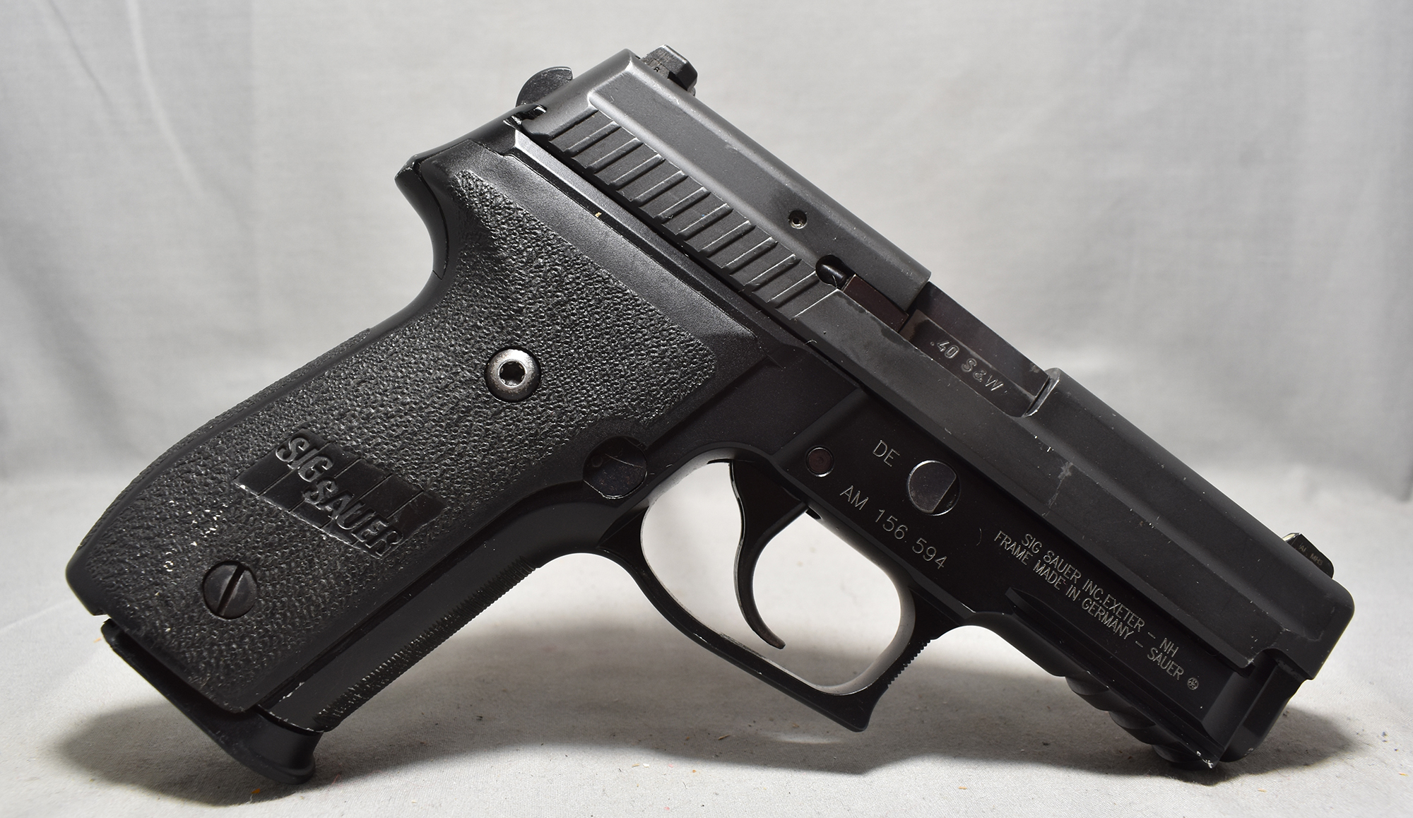 Image of Sig Sauer ~ P229 ~ .40 S&W