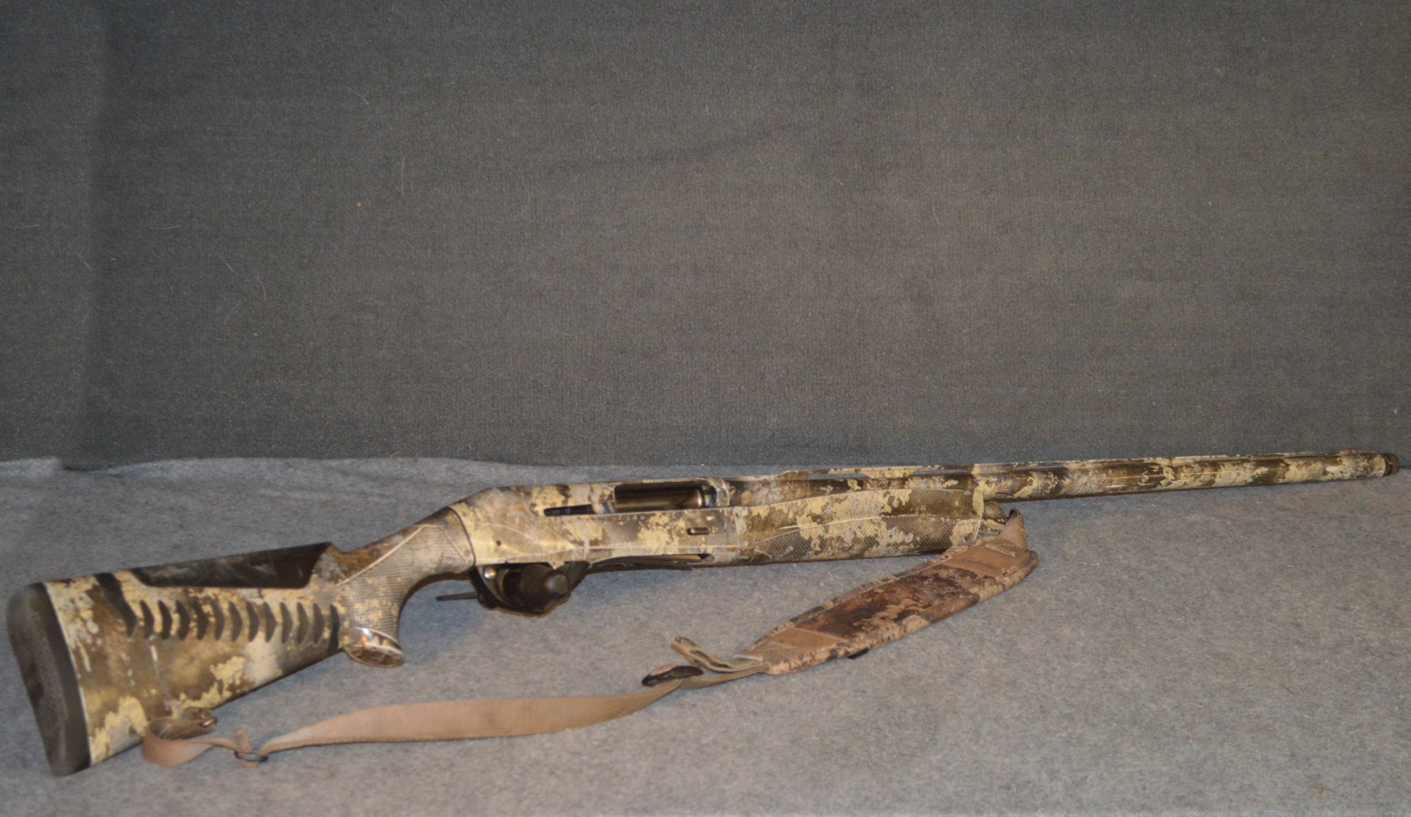 Benelli ~ Super Black Eagle 3 ~ 12 Gauge - Benelli