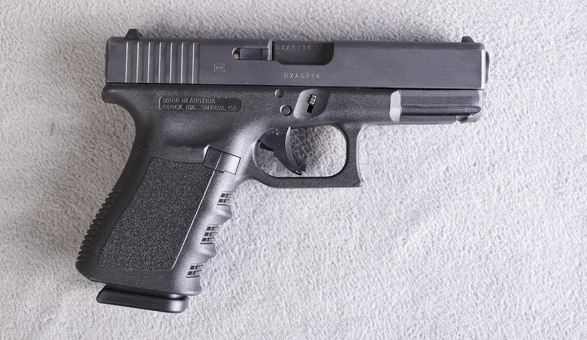 Image of Glock ~ 23 ~ .40 S&W