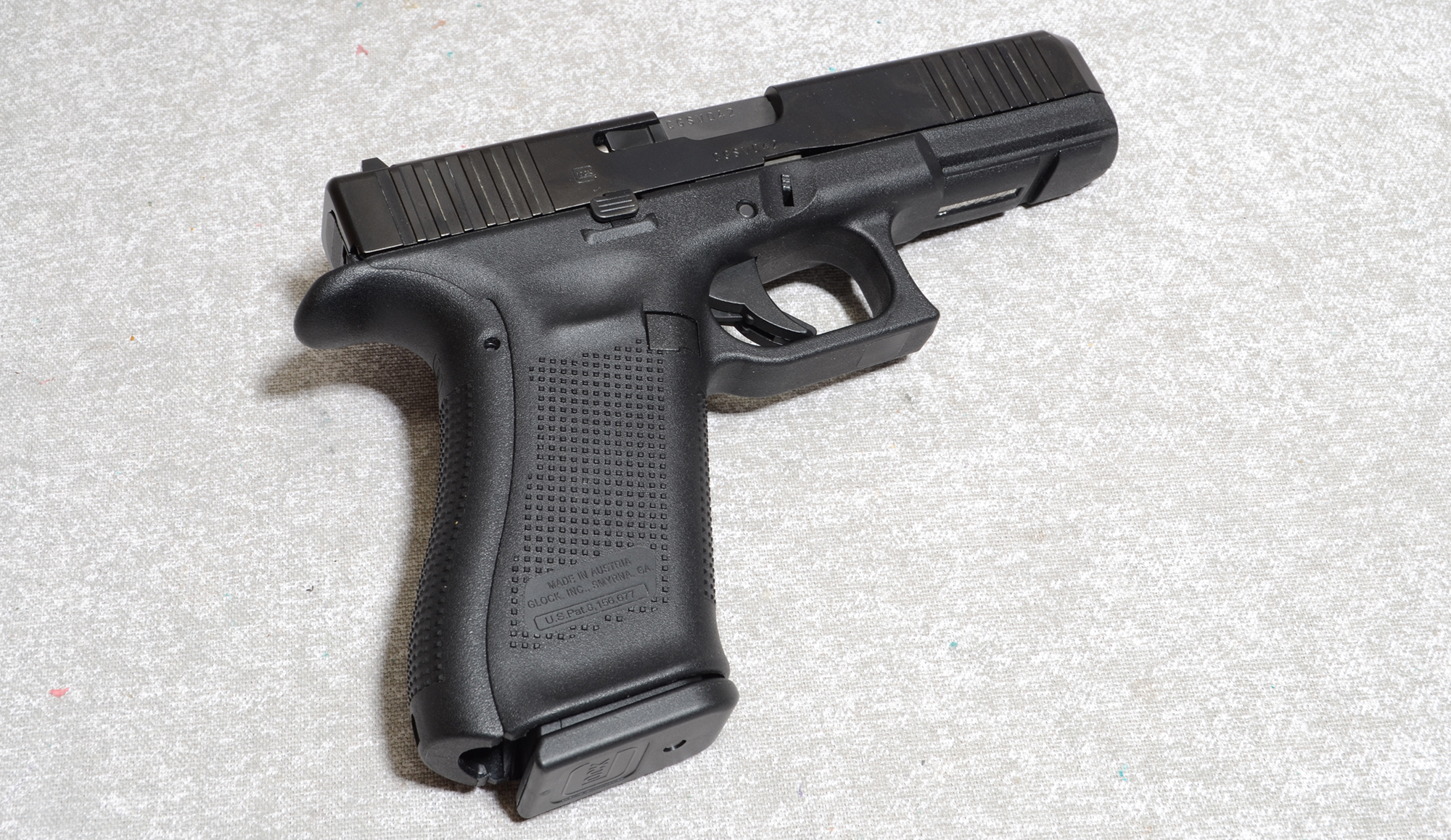 Image of Glock 17v Pistol, 9mm, 4.5 inch Barrel